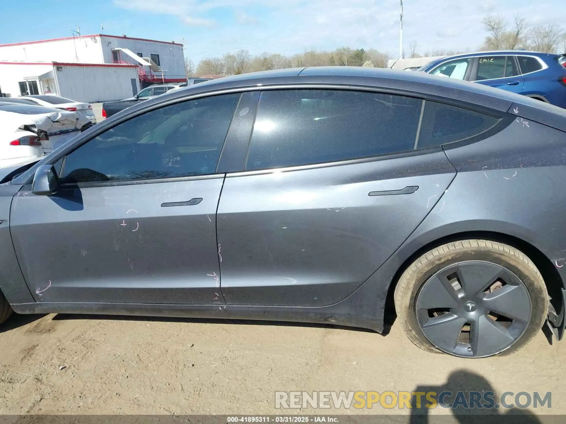 14 Photograph of a damaged car 5YJ3E1EB7MF050917 TESLA MODEL 3 2021