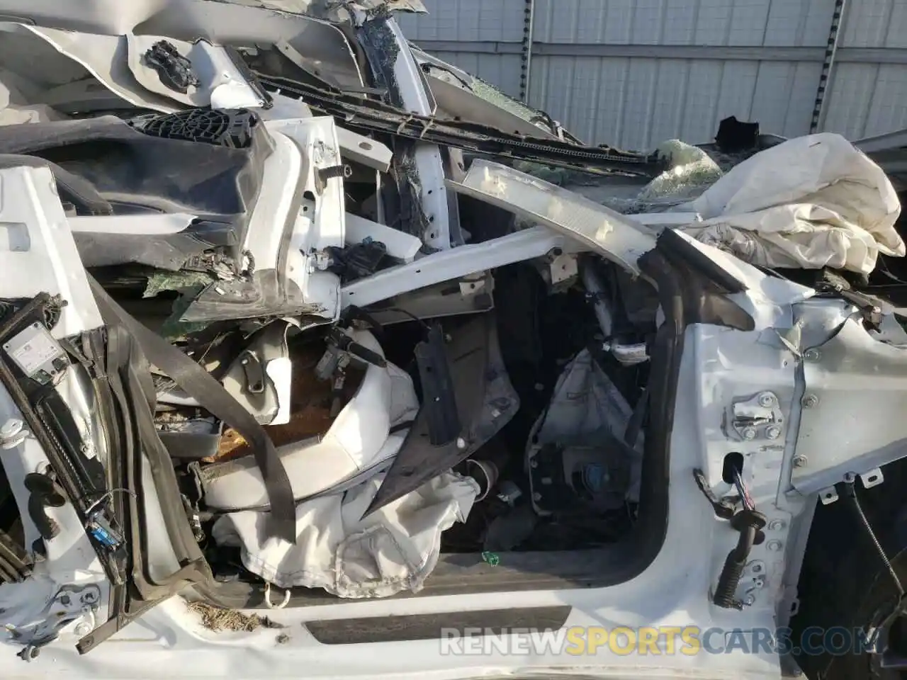 5 Photograph of a damaged car 5YJ3E1EB7MF051081 TESLA MODEL 3 2021