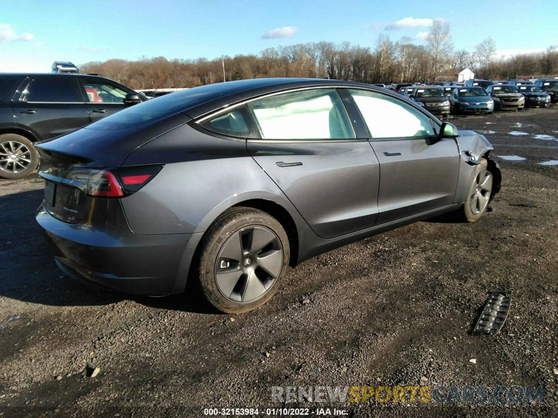 4 Photograph of a damaged car 5YJ3E1EB7MF054904 TESLA MODEL 3 2021