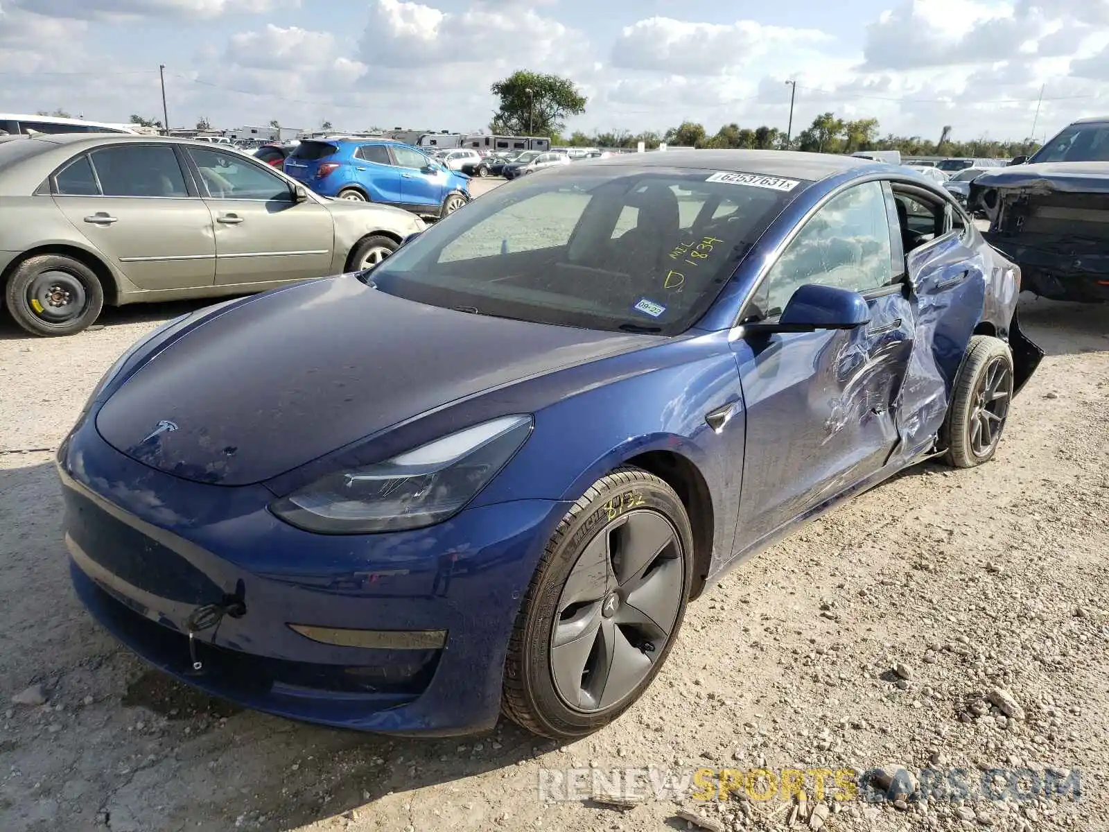 2 Photograph of a damaged car 5YJ3E1EB7MF064073 TESLA MODEL 3 2021