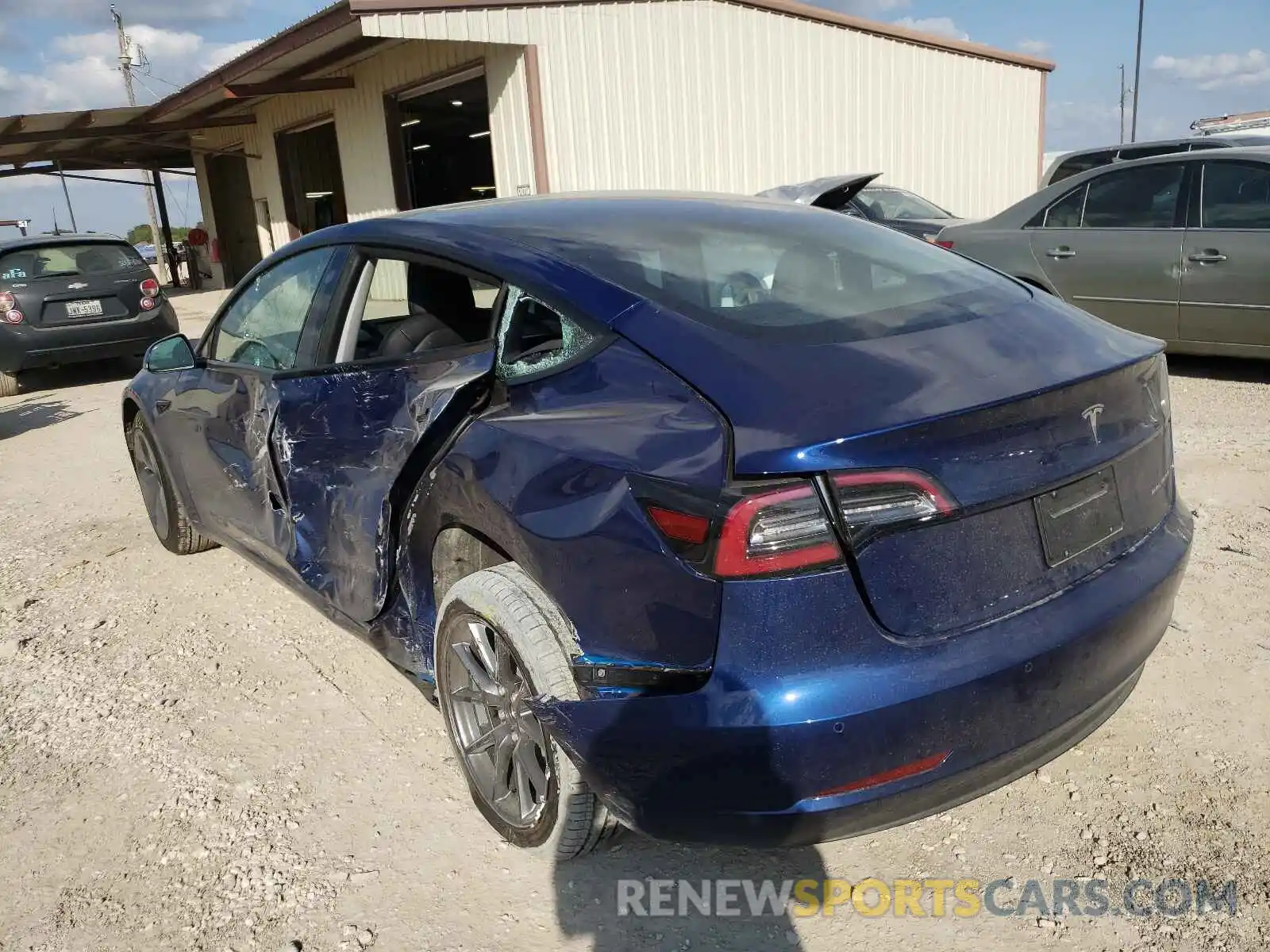 3 Photograph of a damaged car 5YJ3E1EB7MF064073 TESLA MODEL 3 2021