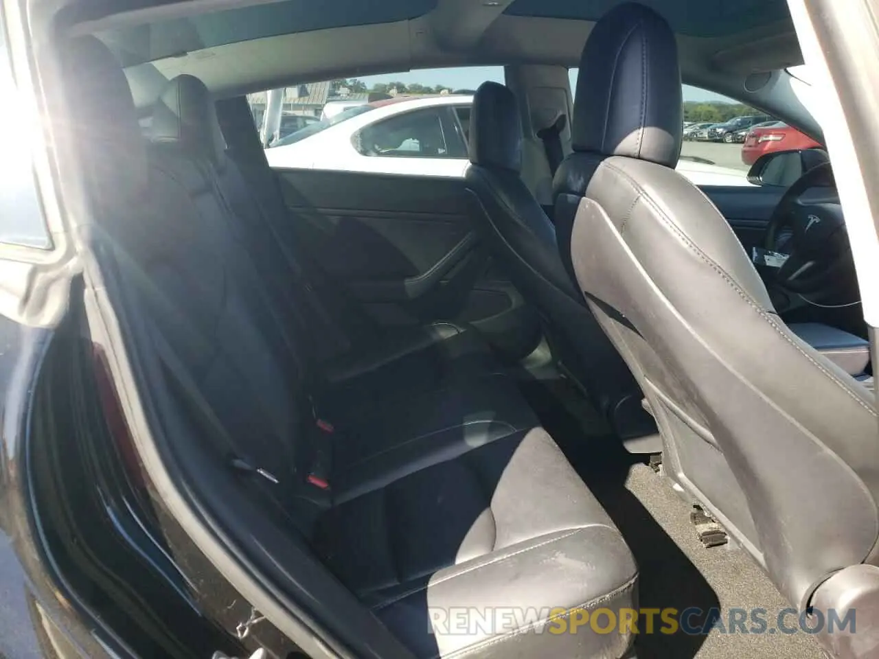 11 Photograph of a damaged car 5YJ3E1EB7MF858748 TESLA MODEL 3 2021