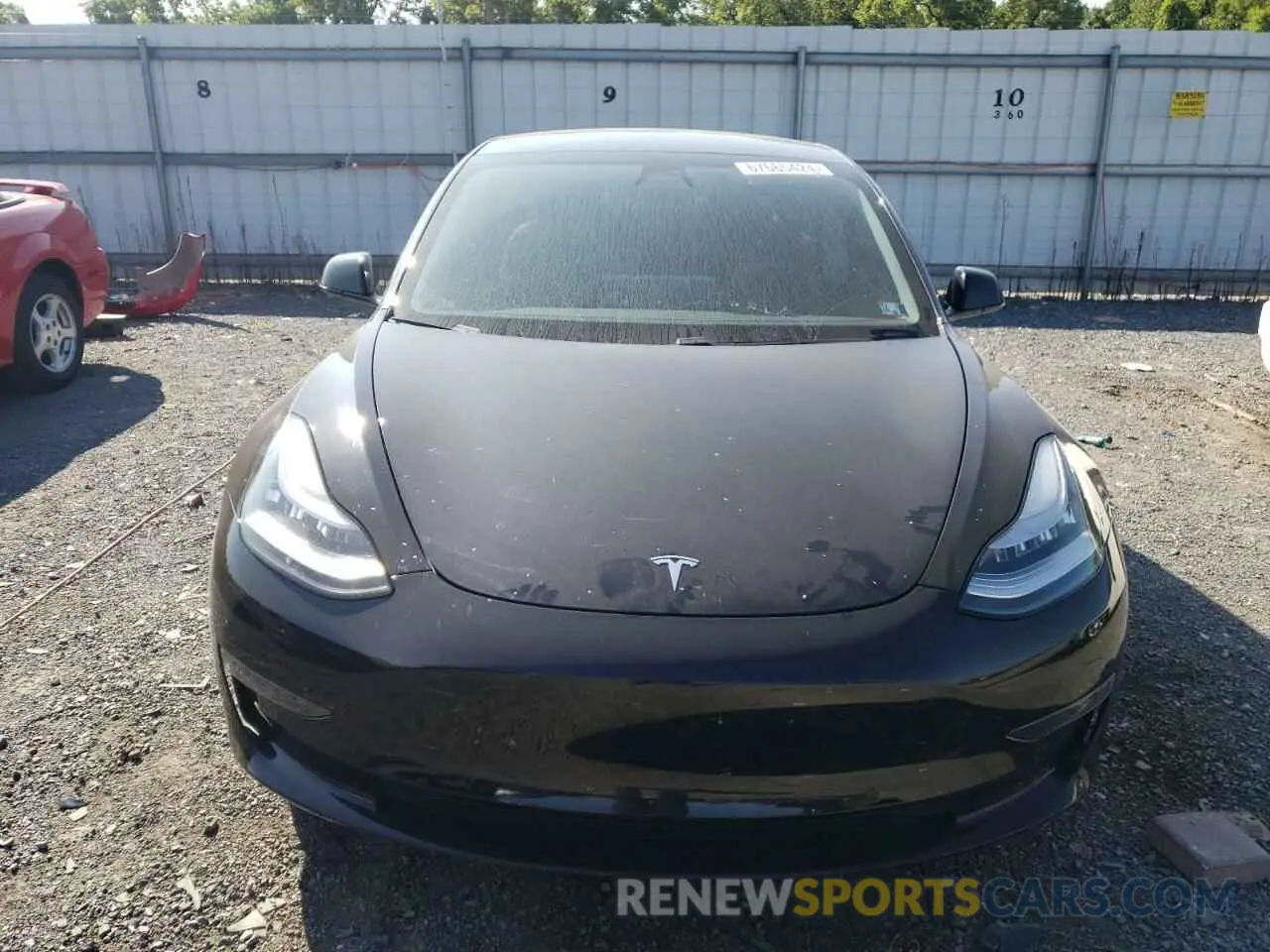 5 Photograph of a damaged car 5YJ3E1EB7MF858748 TESLA MODEL 3 2021
