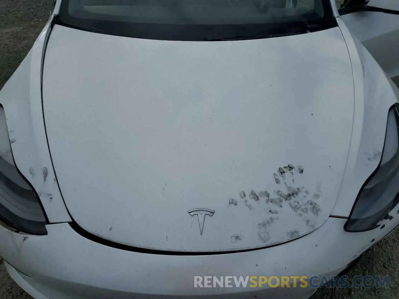 12 Photograph of a damaged car 5YJ3E1EB7MF874304 TESLA MODEL 3 2021
