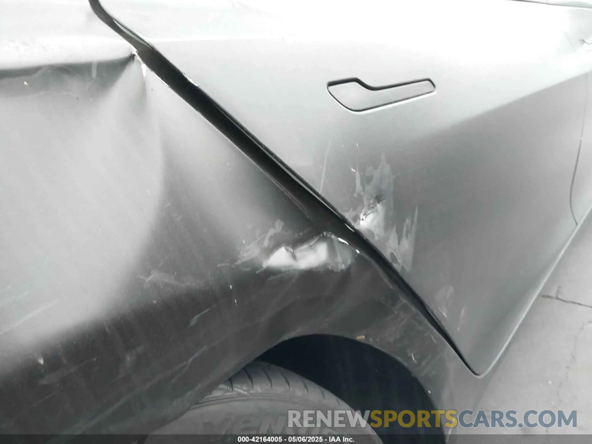 24 Photograph of a damaged car 5YJ3E1EB7MF879745 TESLA MODEL 3 2021