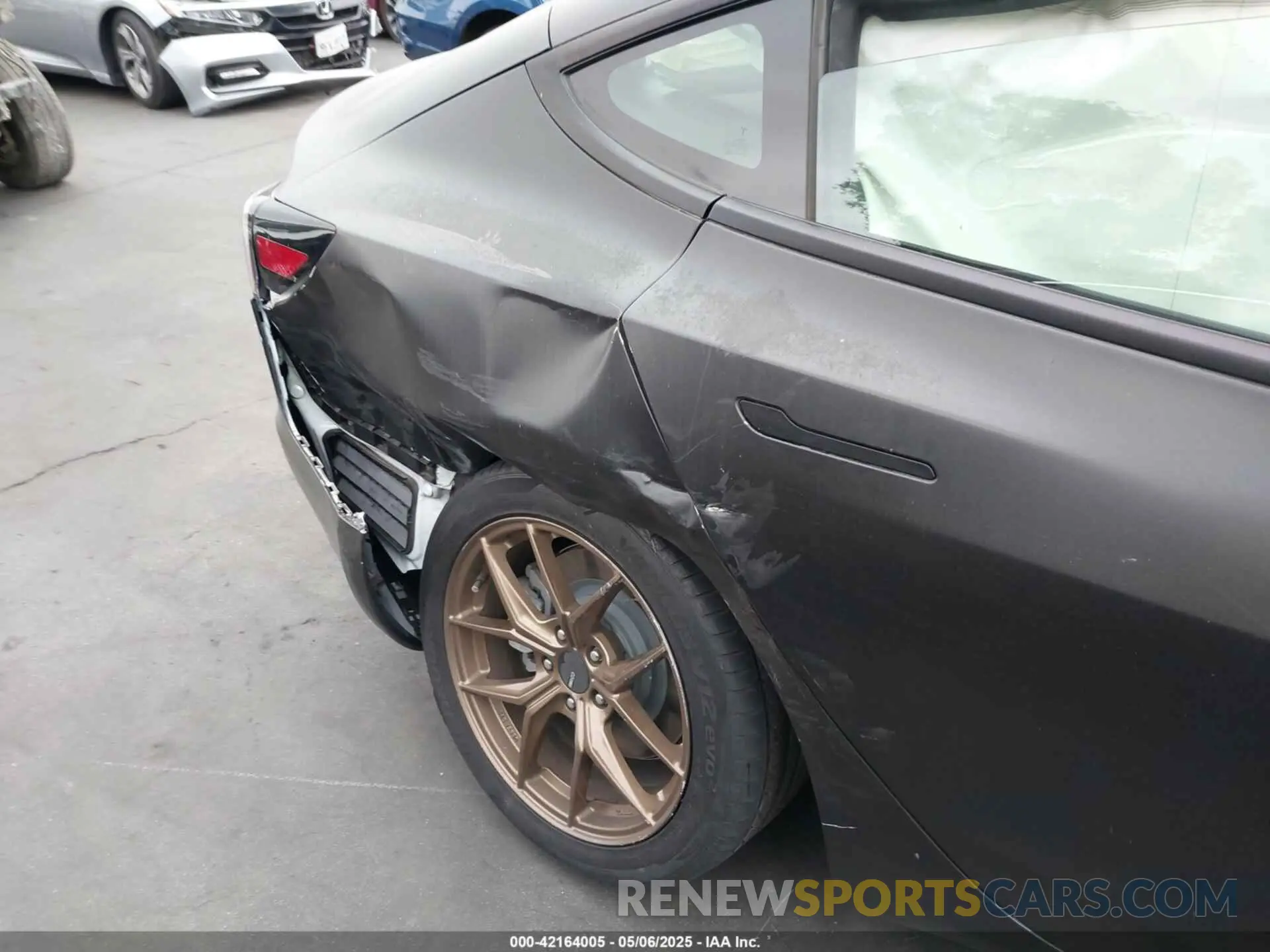 6 Photograph of a damaged car 5YJ3E1EB7MF879745 TESLA MODEL 3 2021