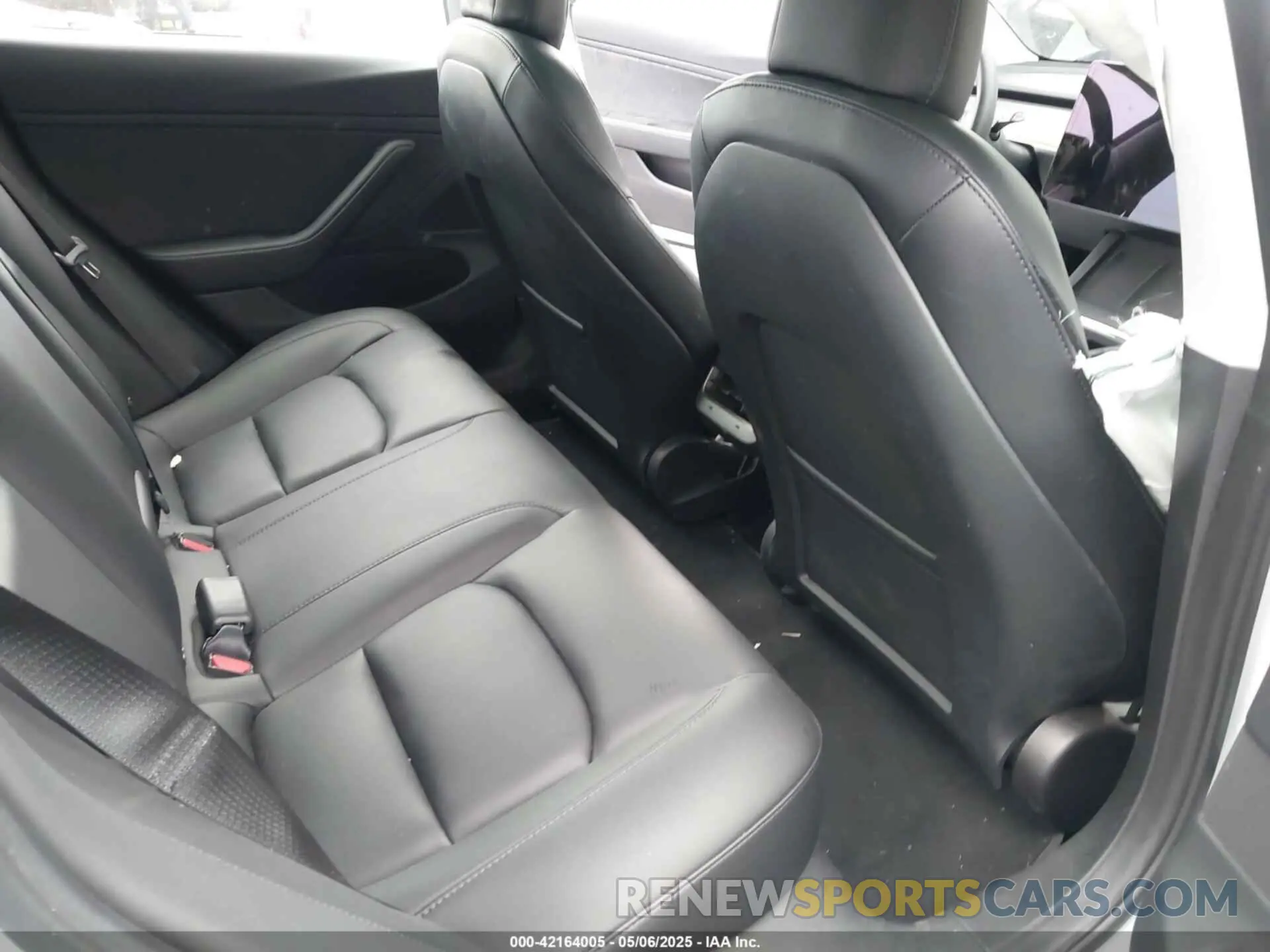 8 Photograph of a damaged car 5YJ3E1EB7MF879745 TESLA MODEL 3 2021