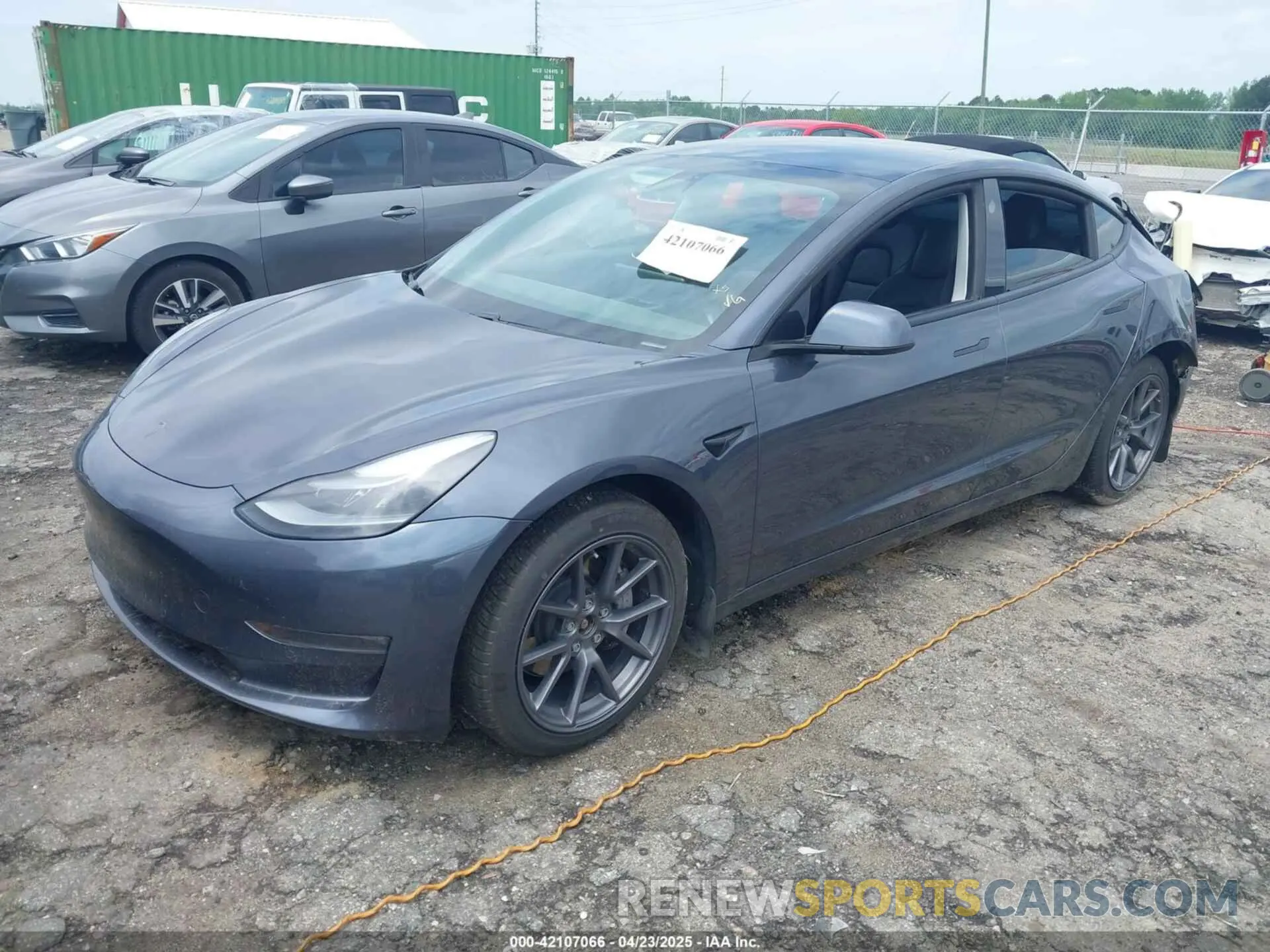 2 Photograph of a damaged car 5YJ3E1EB7MF923632 TESLA MODEL 3 2021