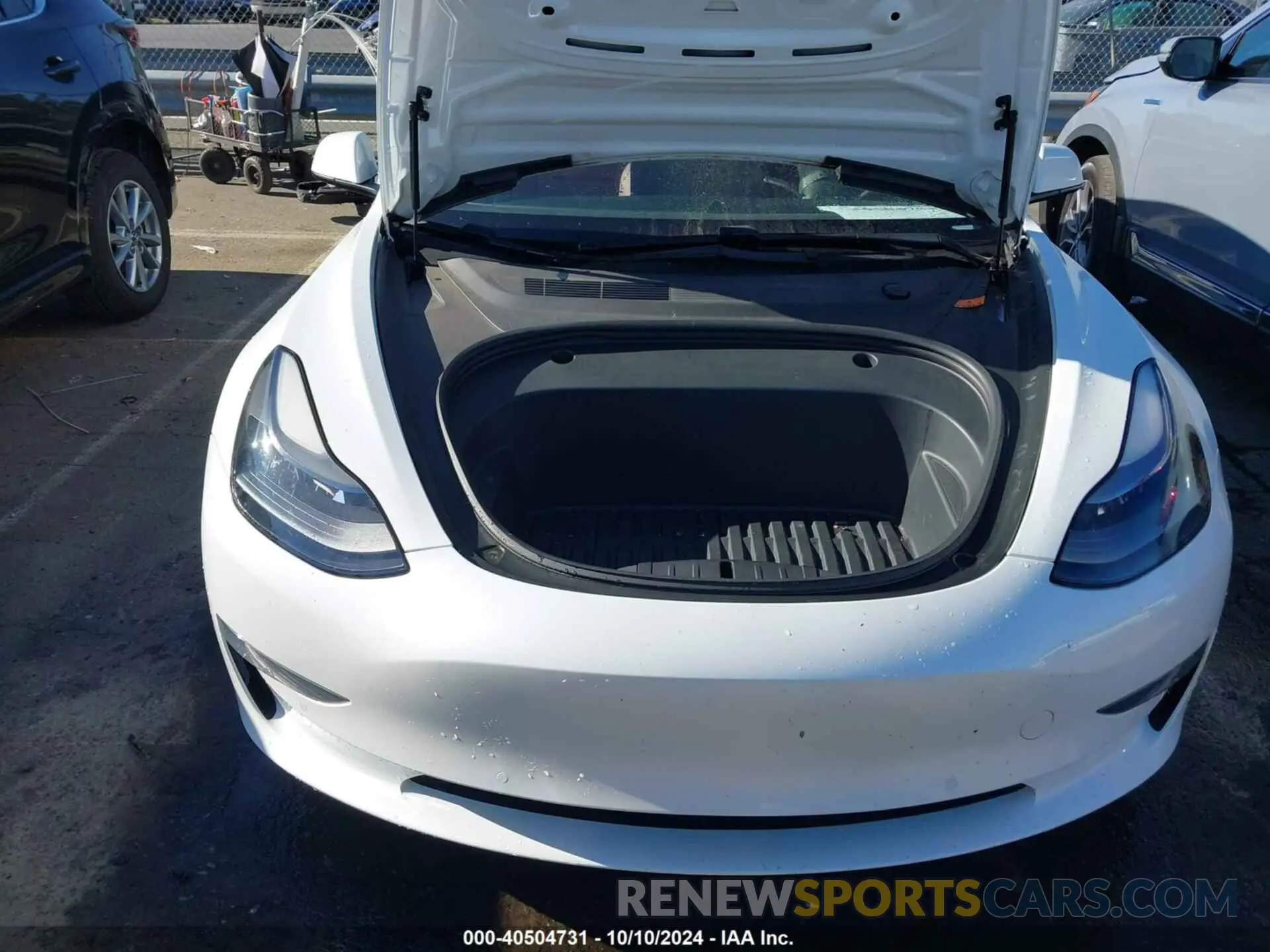 10 Photograph of a damaged car 5YJ3E1EB7MF974757 TESLA MODEL 3 2021