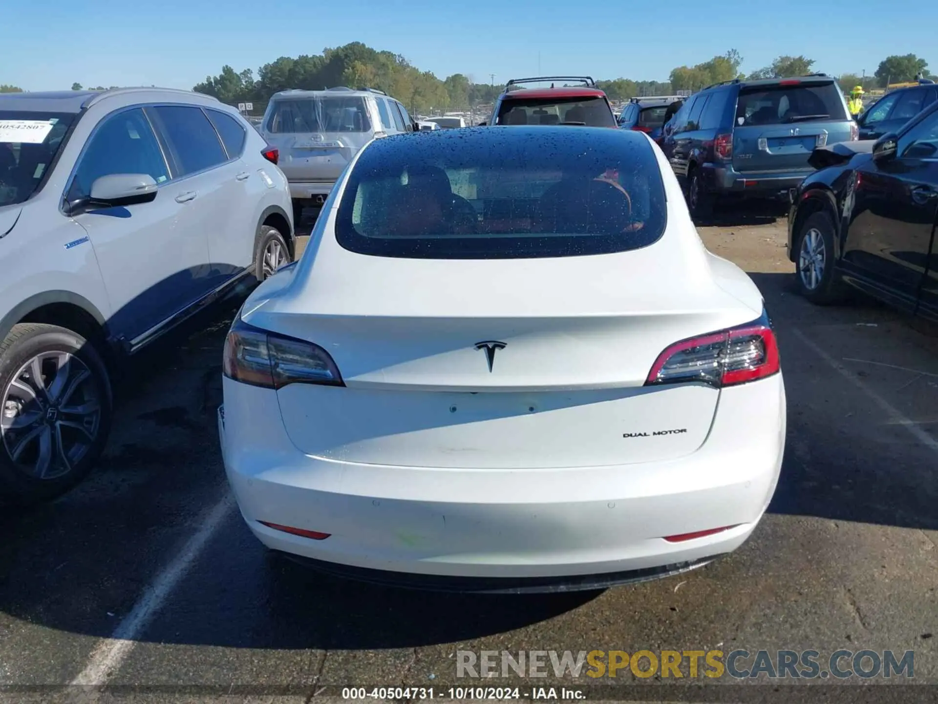 16 Photograph of a damaged car 5YJ3E1EB7MF974757 TESLA MODEL 3 2021