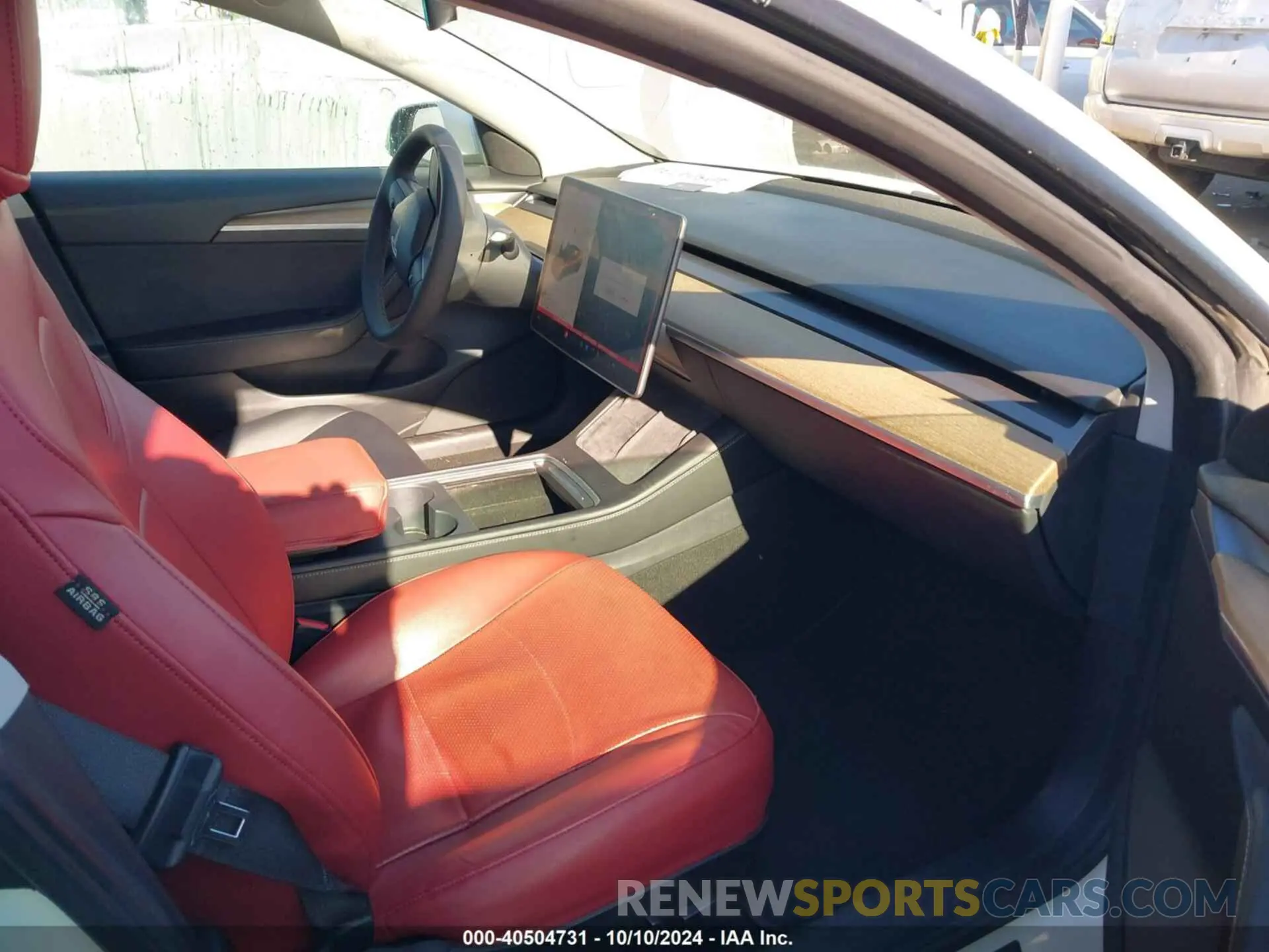 5 Photograph of a damaged car 5YJ3E1EB7MF974757 TESLA MODEL 3 2021