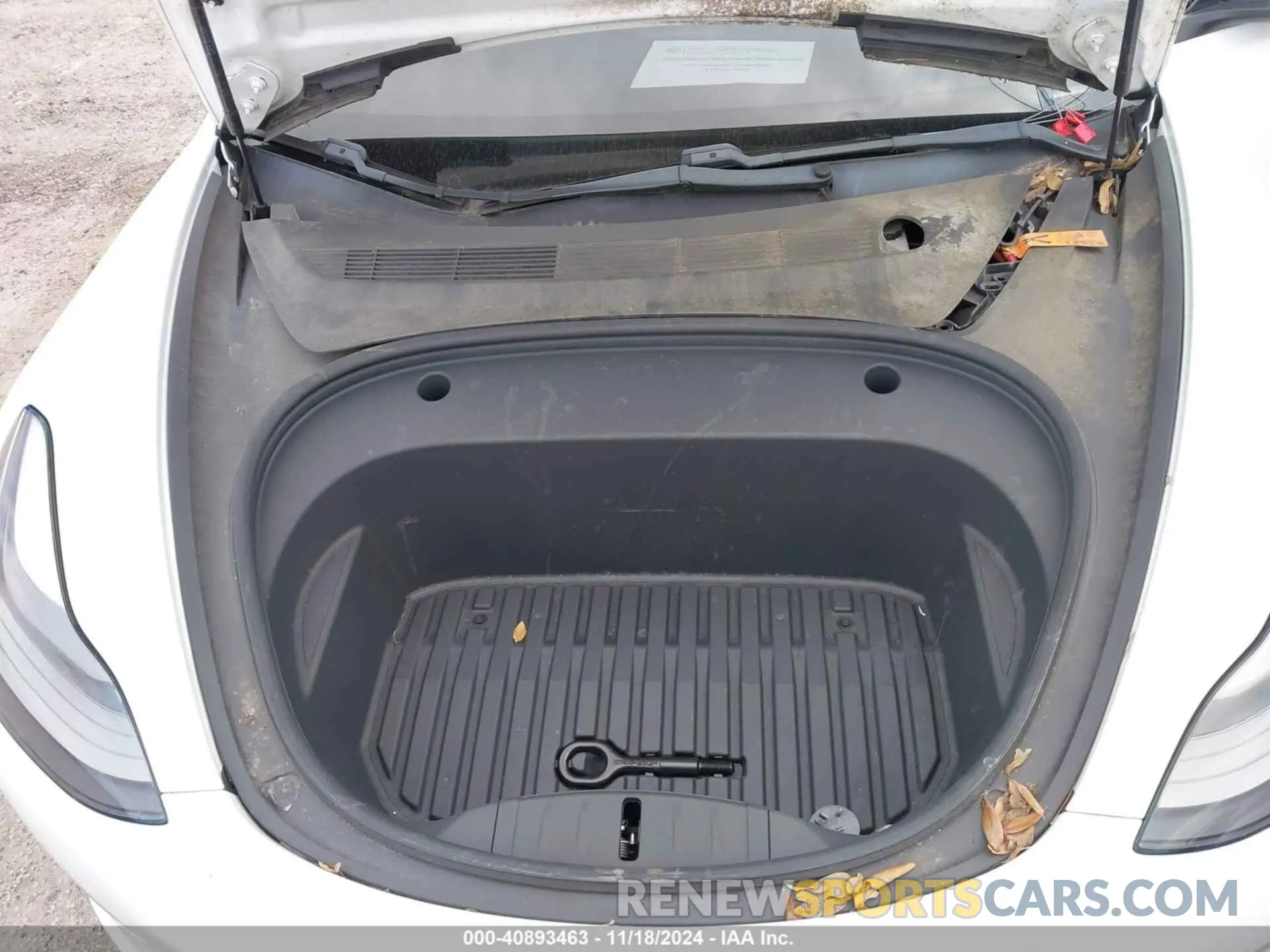 10 Photograph of a damaged car 5YJ3E1EB7MF979988 TESLA MODEL 3 2021
