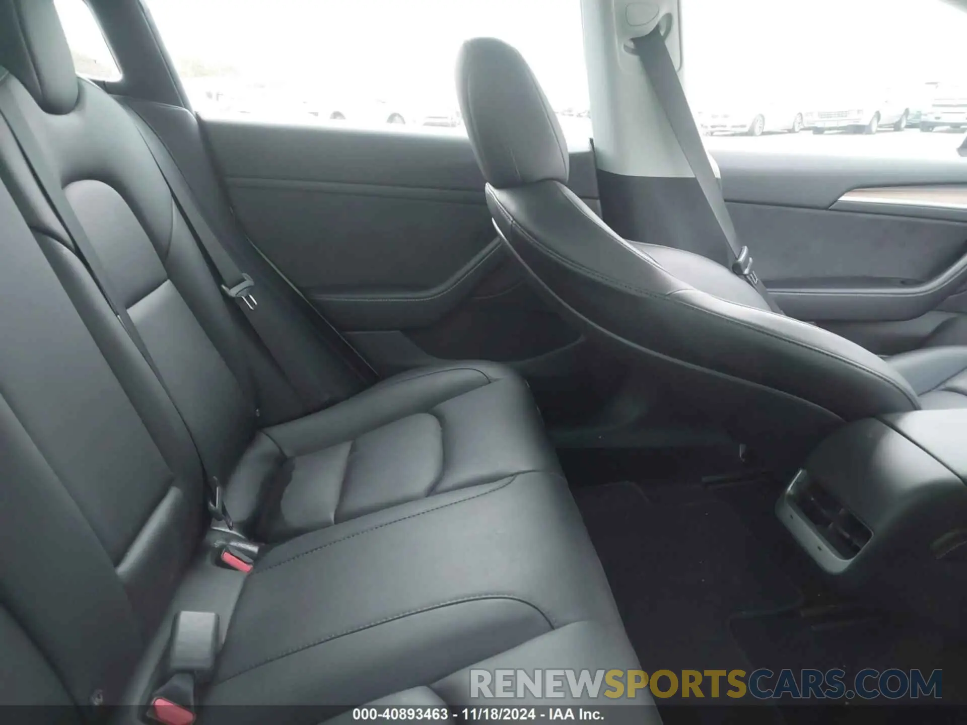 8 Photograph of a damaged car 5YJ3E1EB7MF979988 TESLA MODEL 3 2021