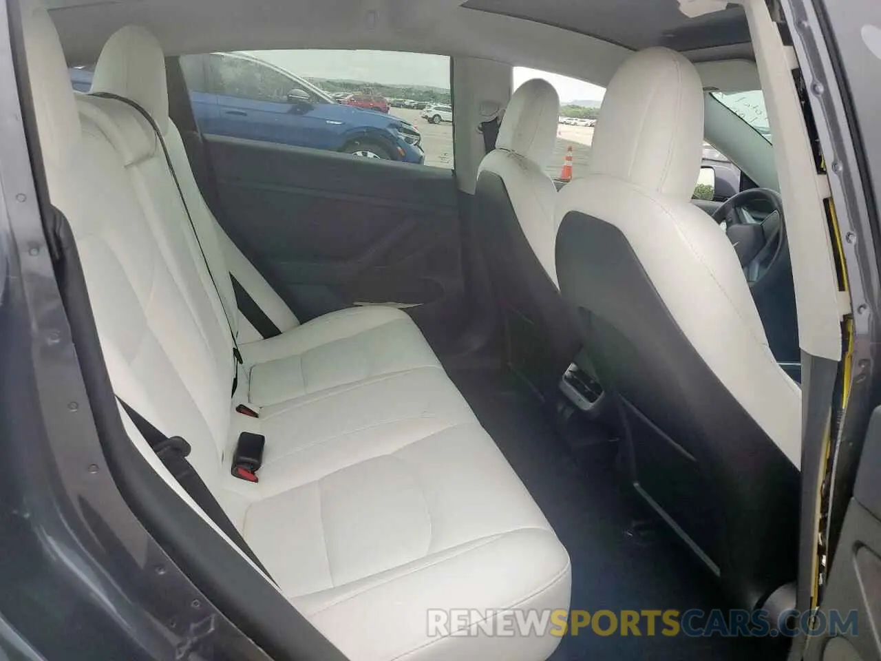 10 Photograph of a damaged car 5YJ3E1EB7MF980705 TESLA MODEL 3 2021