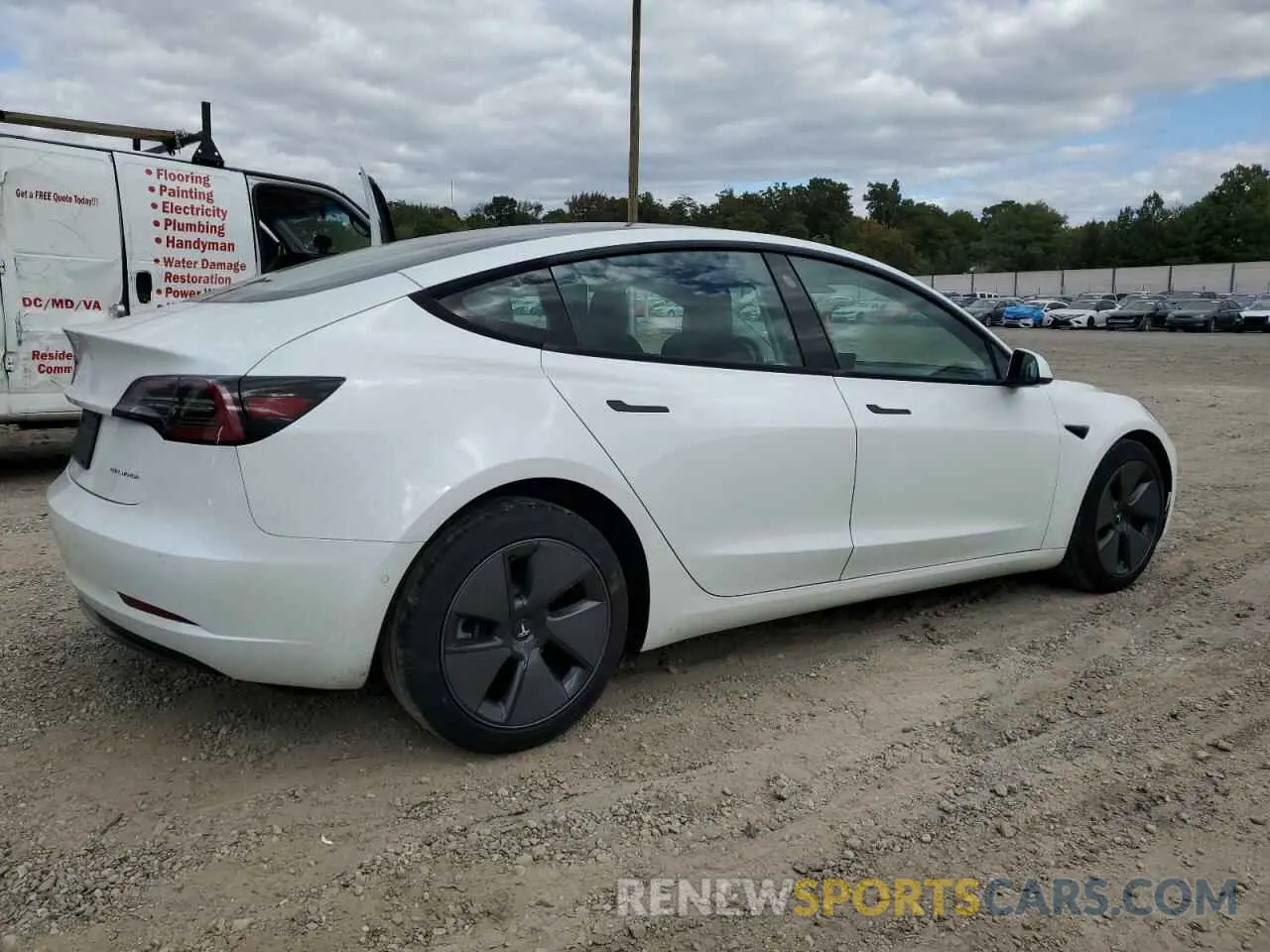 3 Photograph of a damaged car 5YJ3E1EB8MF034080 TESLA MODEL 3 2021