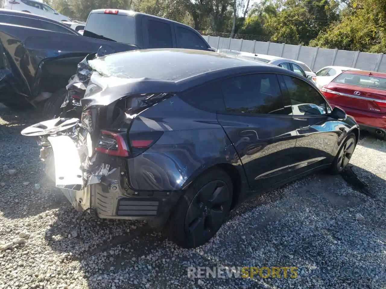 3 Photograph of a damaged car 5YJ3E1EB8MF035651 TESLA MODEL 3 2021