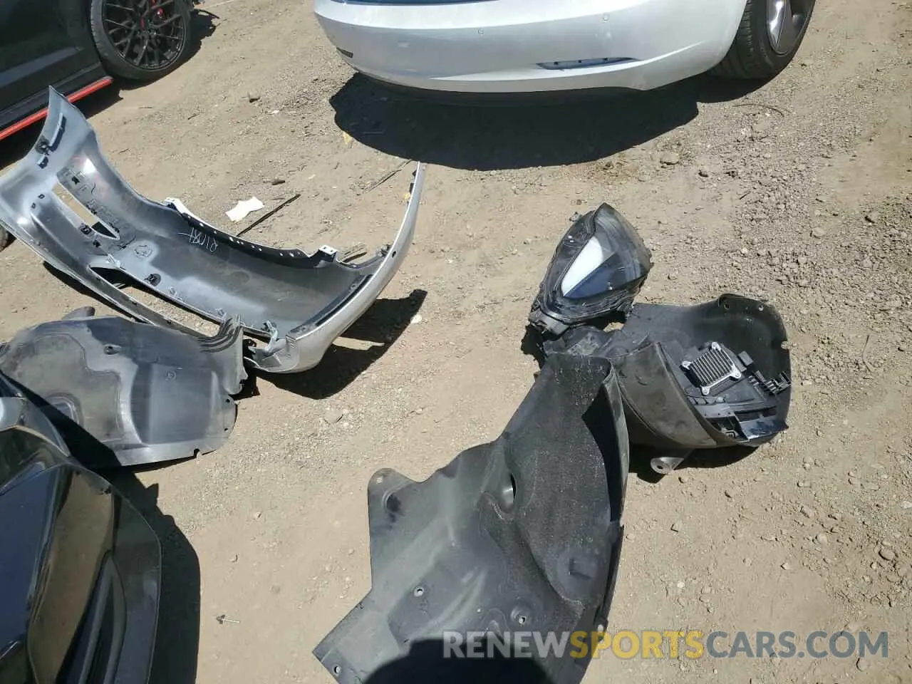 12 Photograph of a damaged car 5YJ3E1EB8MF060260 TESLA MODEL 3 2021