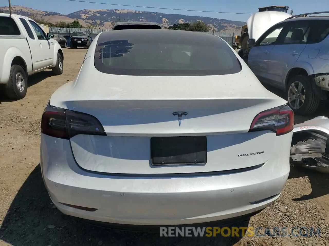 6 Photograph of a damaged car 5YJ3E1EB8MF060260 TESLA MODEL 3 2021