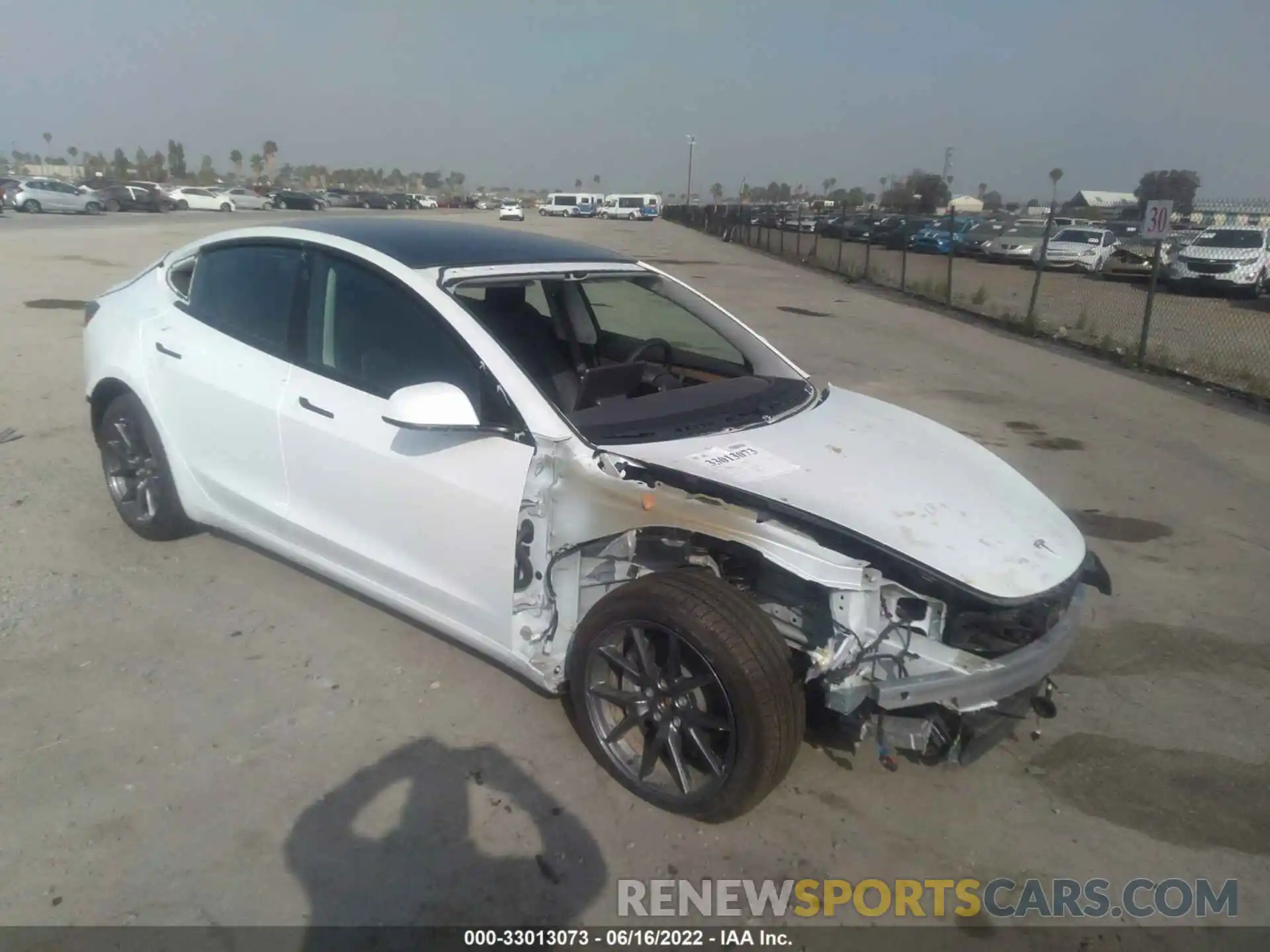 1 Photograph of a damaged car 5YJ3E1EB8MF085546 TESLA MODEL 3 2021