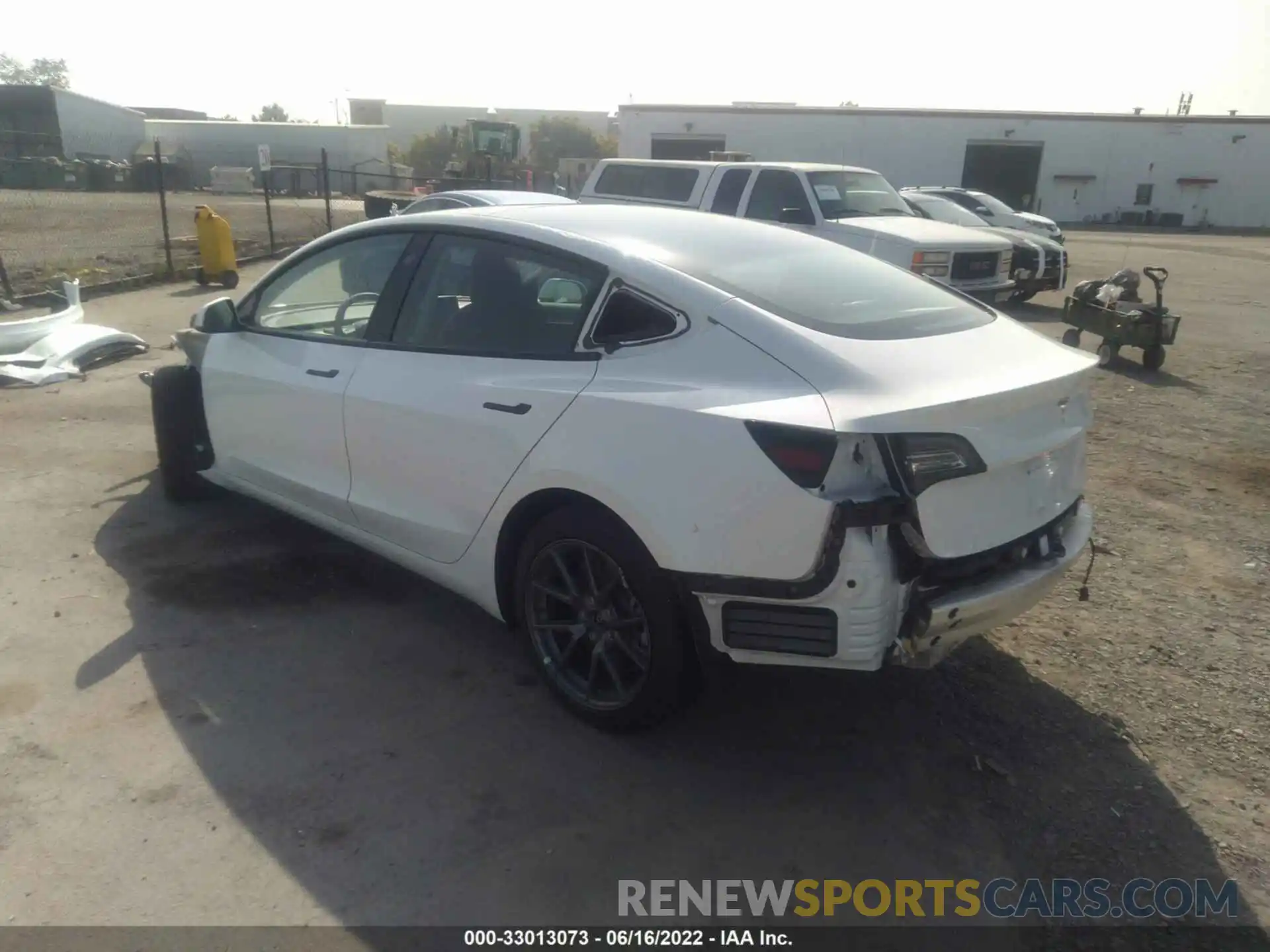 3 Photograph of a damaged car 5YJ3E1EB8MF085546 TESLA MODEL 3 2021