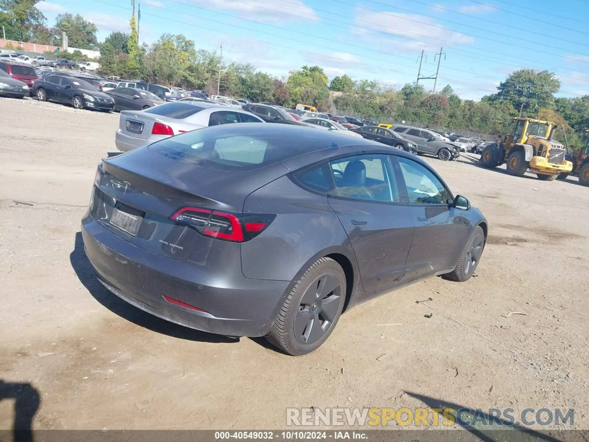 4 Photograph of a damaged car 5YJ3E1EB8MF847886 TESLA MODEL 3 2021