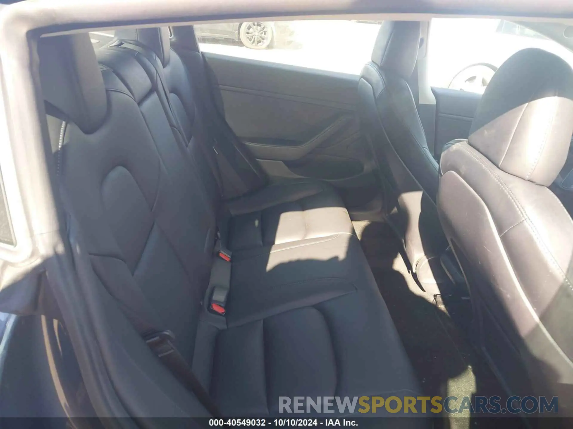 8 Photograph of a damaged car 5YJ3E1EB8MF847886 TESLA MODEL 3 2021