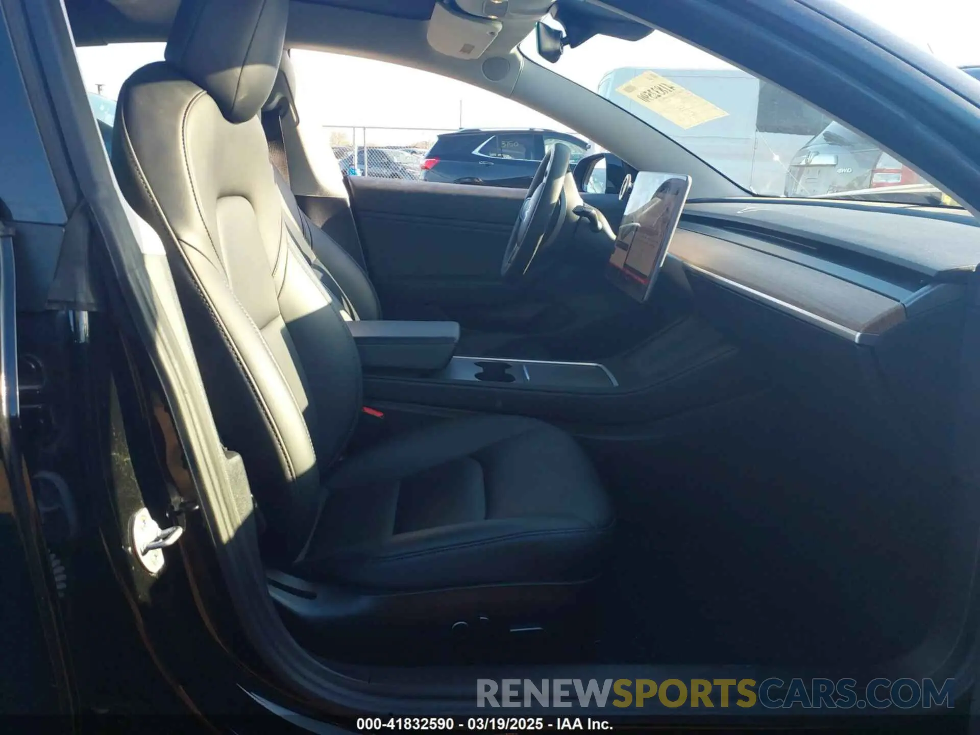 5 Photograph of a damaged car 5YJ3E1EB8MF855227 TESLA MODEL 3 2021