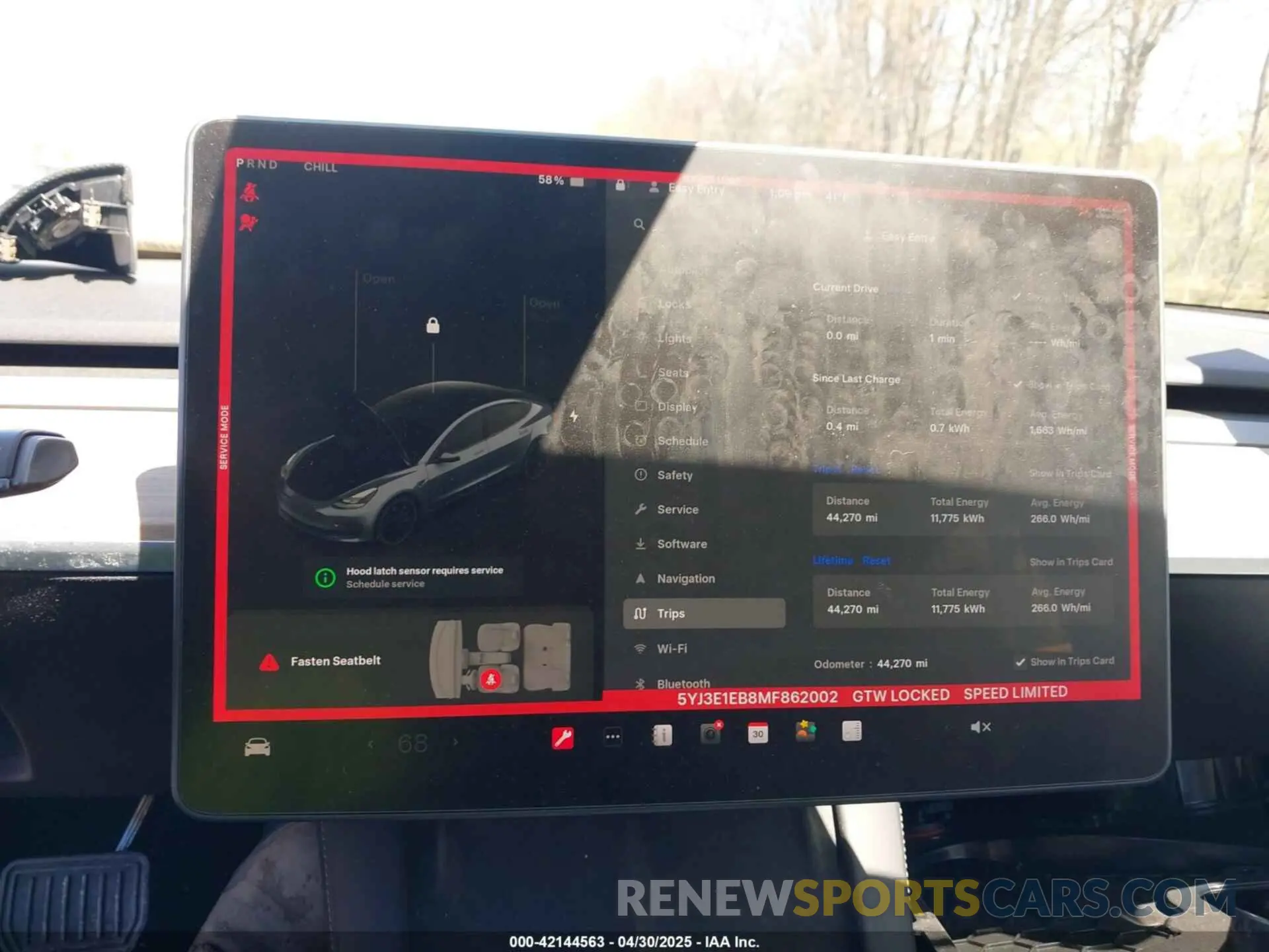 19 Photograph of a damaged car 5YJ3E1EB8MF862002 TESLA MODEL 3 2021