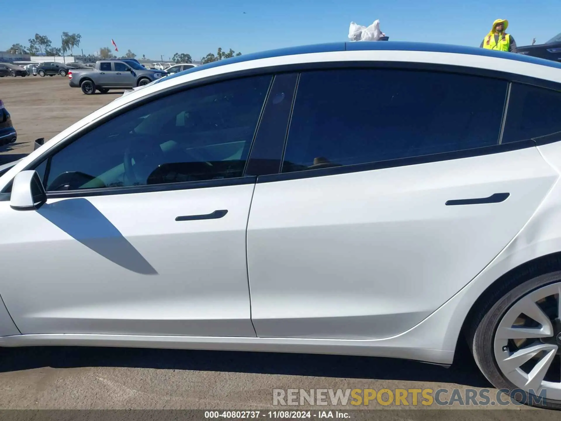 15 Photograph of a damaged car 5YJ3E1EB8MF868916 TESLA MODEL 3 2021