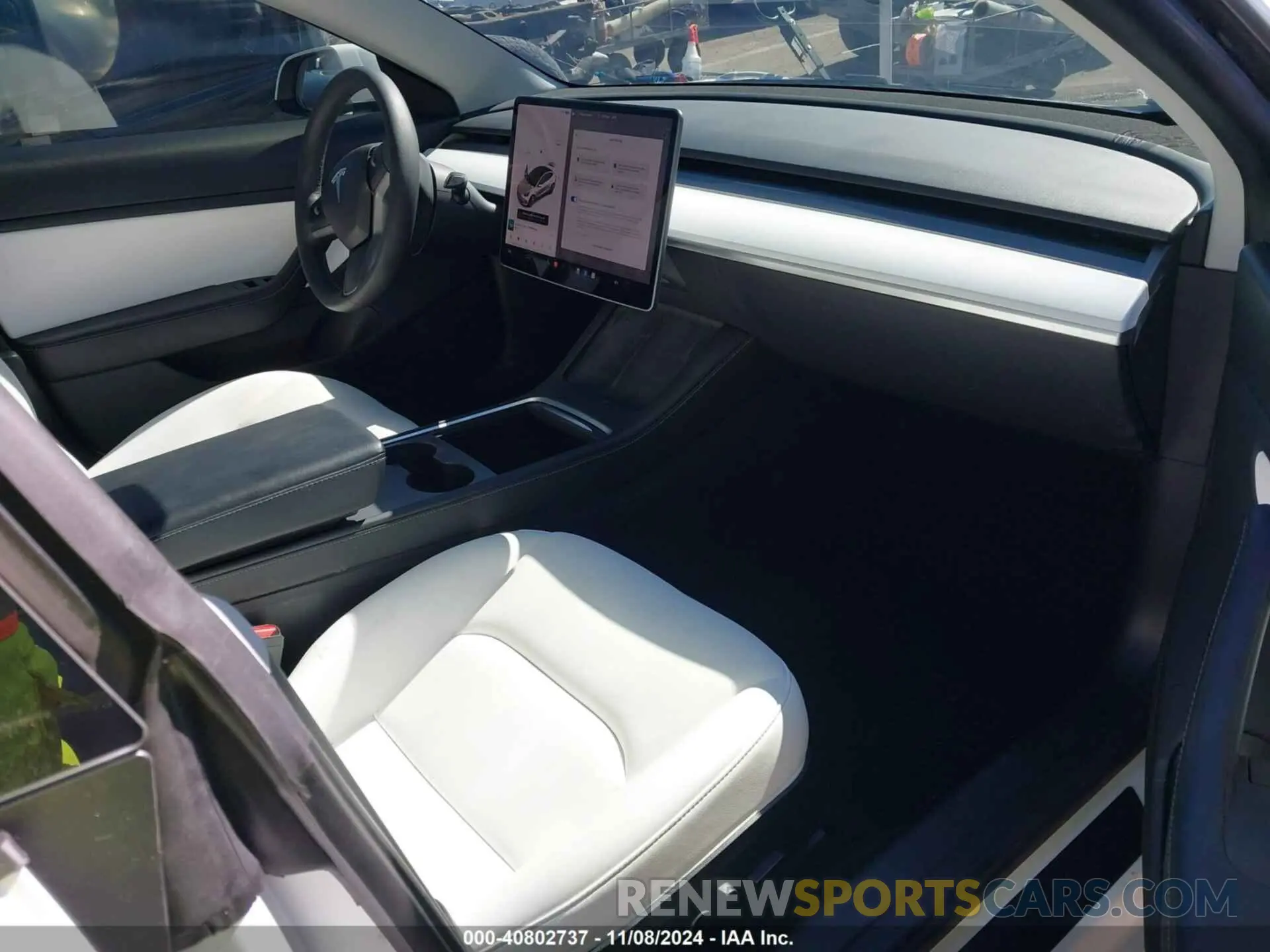 5 Photograph of a damaged car 5YJ3E1EB8MF868916 TESLA MODEL 3 2021