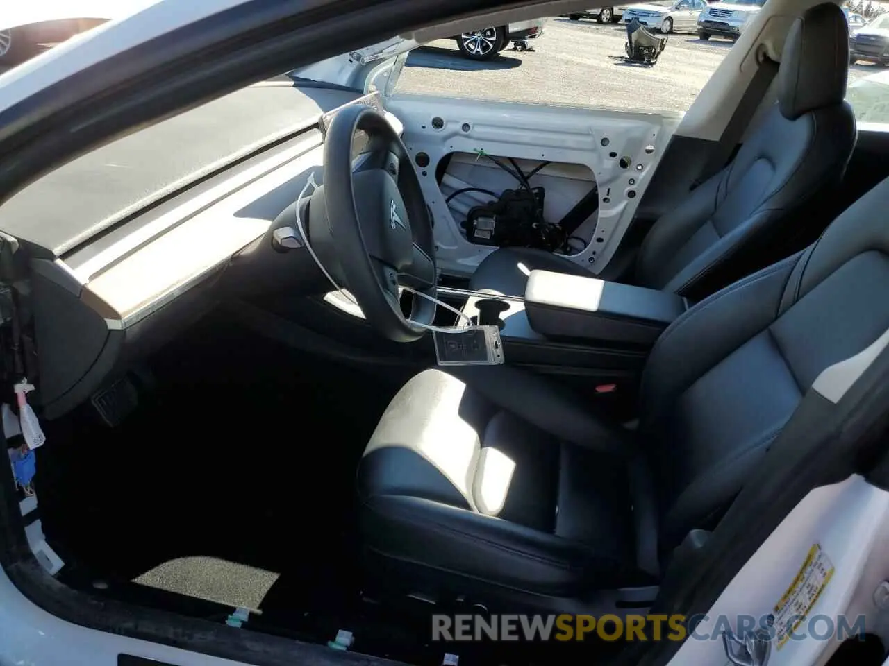7 Photograph of a damaged car 5YJ3E1EB8MF872884 TESLA MODEL 3 2021
