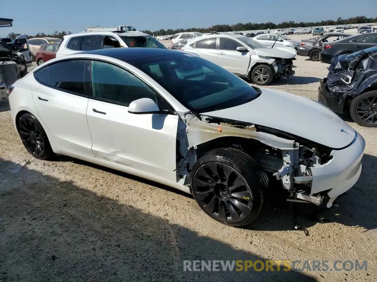 4 Photograph of a damaged car 5YJ3E1EB8MF902160 TESLA MODEL 3 2021