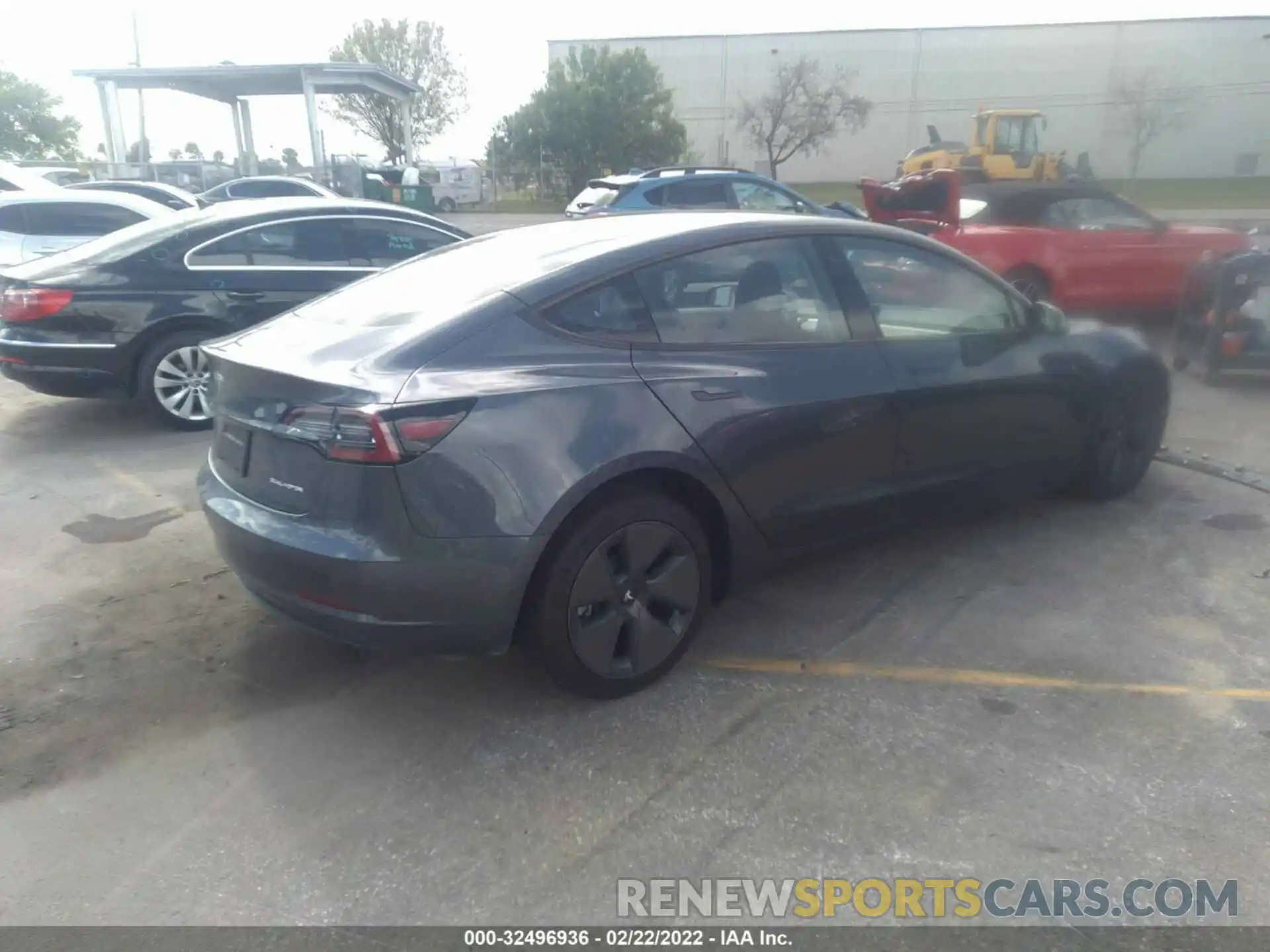 4 Photograph of a damaged car 5YJ3E1EB8MF902563 TESLA MODEL 3 2021