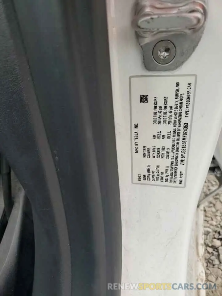 12 Photograph of a damaged car 5YJ3E1EB8MF924353 TESLA MODEL 3 2021