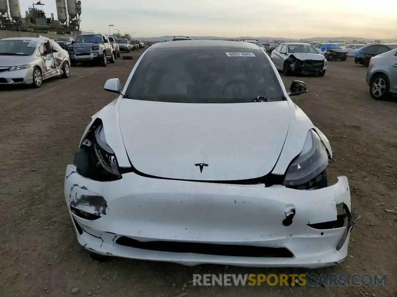 5 Photograph of a damaged car 5YJ3E1EB8MF927169 TESLA MODEL 3 2021