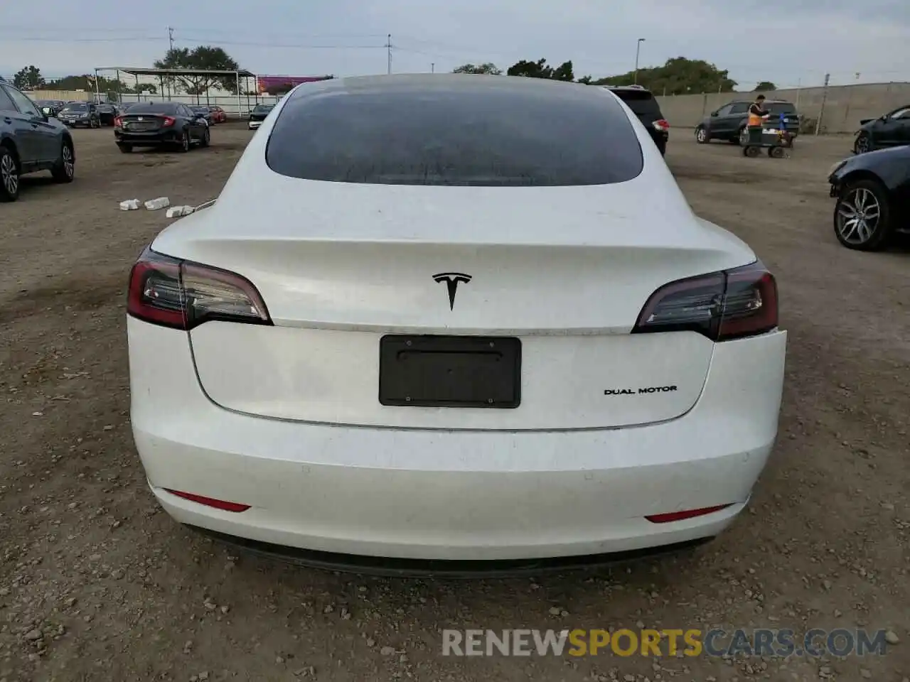 6 Photograph of a damaged car 5YJ3E1EB8MF927169 TESLA MODEL 3 2021