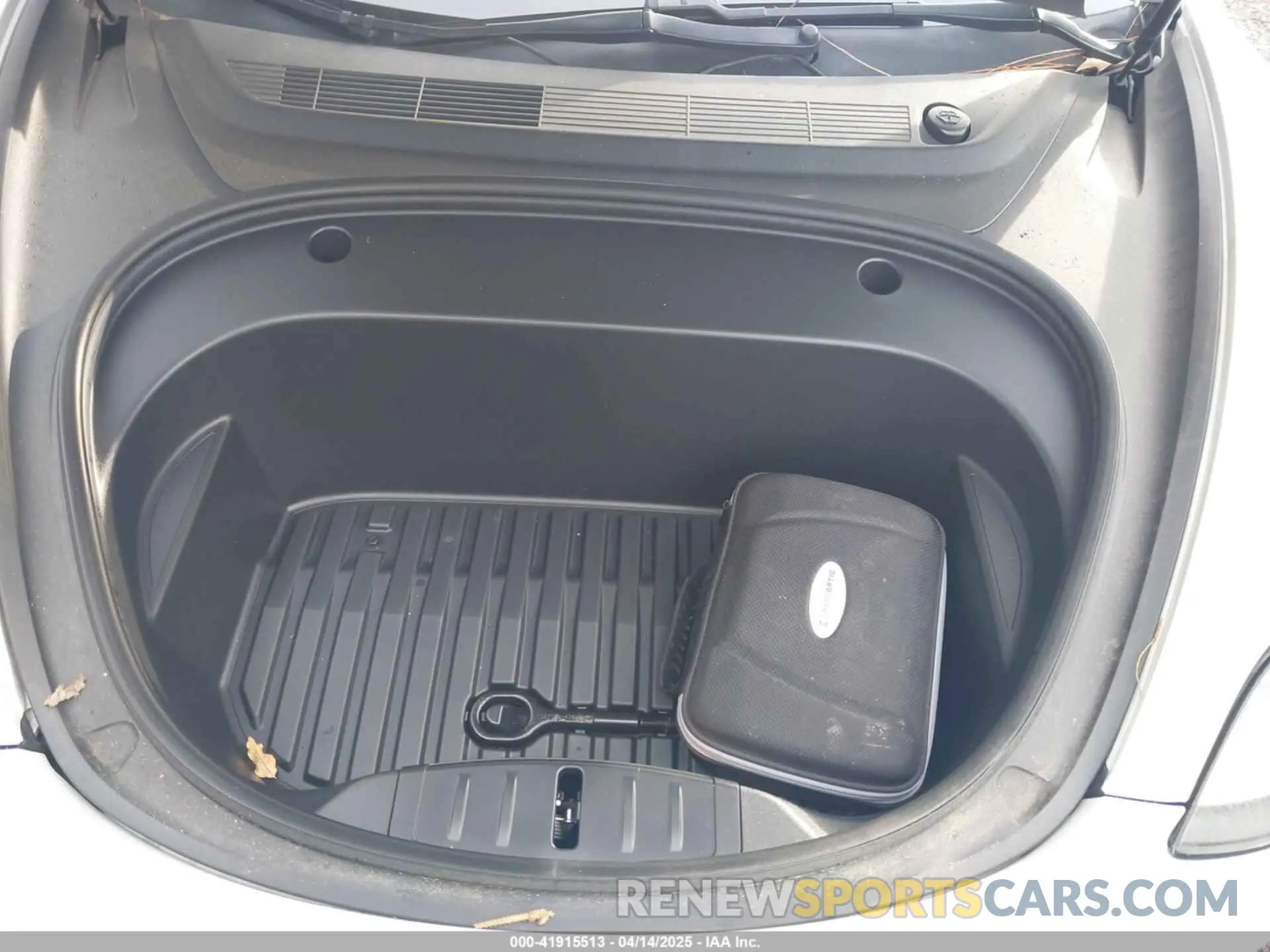 10 Photograph of a damaged car 5YJ3E1EB8MF974007 TESLA MODEL 3 2021