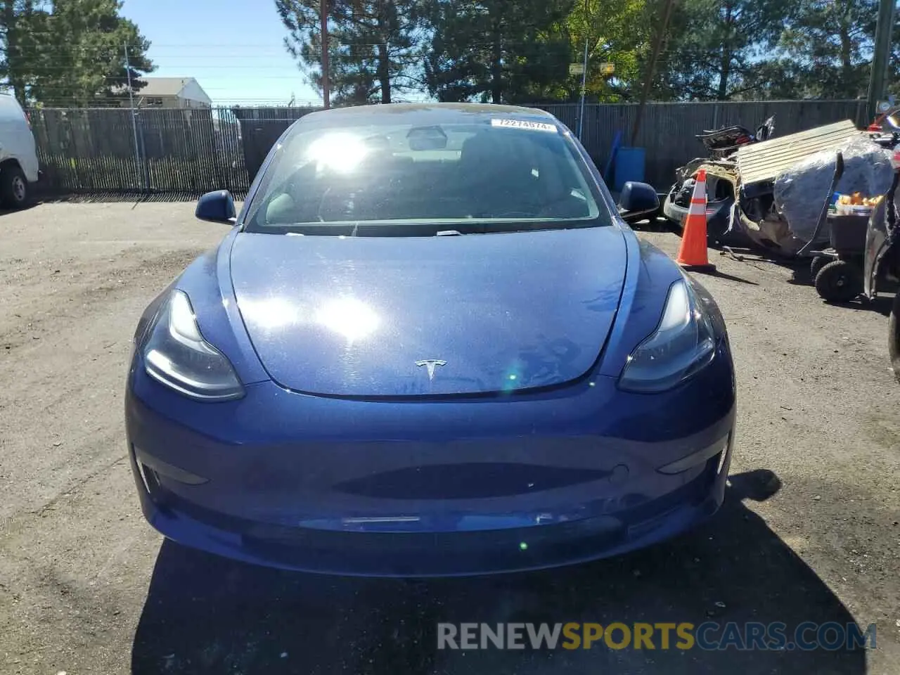 5 Photograph of a damaged car 5YJ3E1EB8MF974136 TESLA MODEL 3 2021