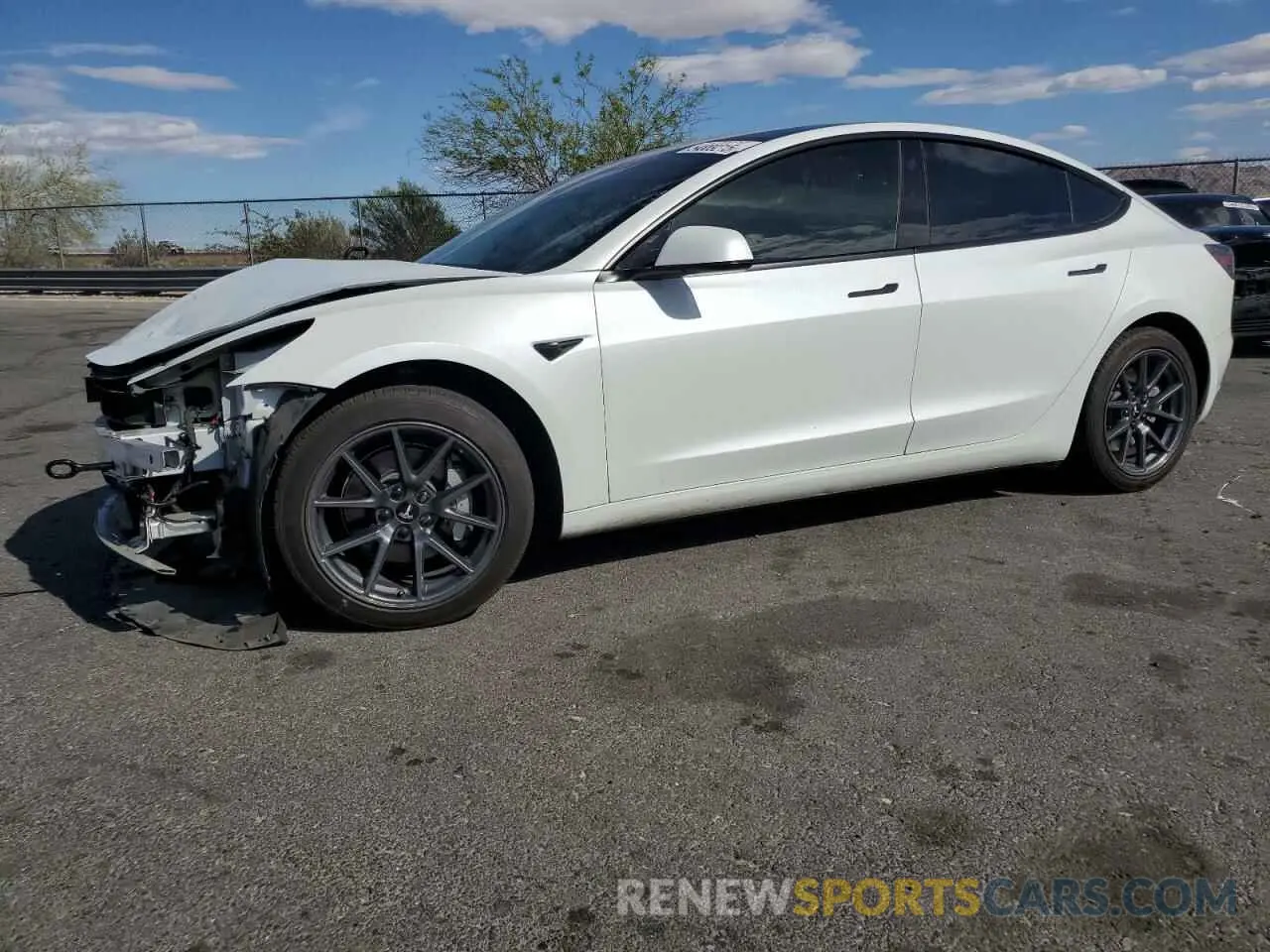 1 Photograph of a damaged car 5YJ3E1EB8MF974332 TESLA MODEL 3 2021