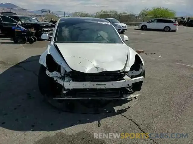 14 Photograph of a damaged car 5YJ3E1EB8MF974332 TESLA MODEL 3 2021