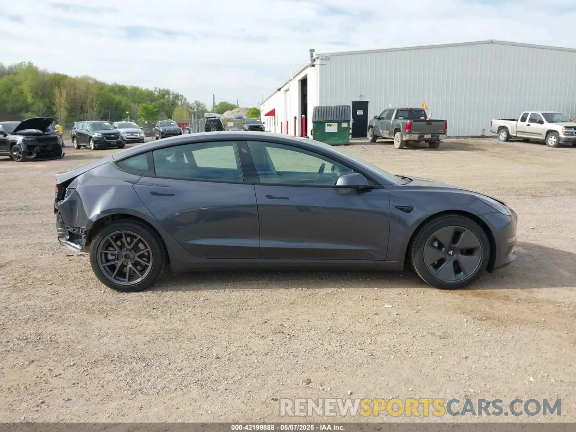 14 Photograph of a damaged car 5YJ3E1EB8MF979224 TESLA MODEL 3 2021