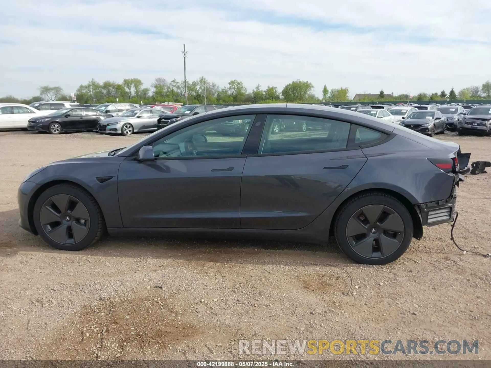 15 Photograph of a damaged car 5YJ3E1EB8MF979224 TESLA MODEL 3 2021