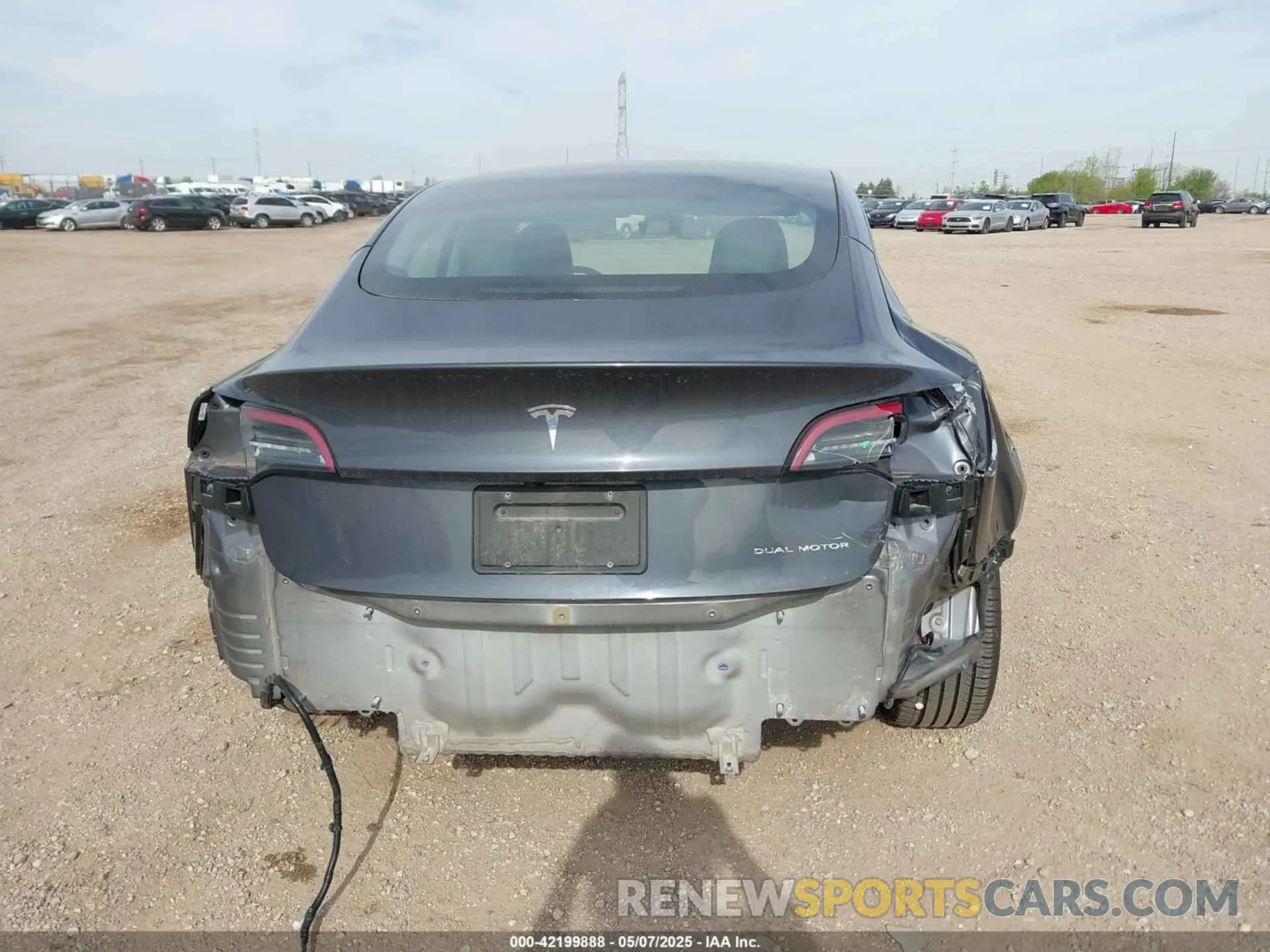 17 Photograph of a damaged car 5YJ3E1EB8MF979224 TESLA MODEL 3 2021