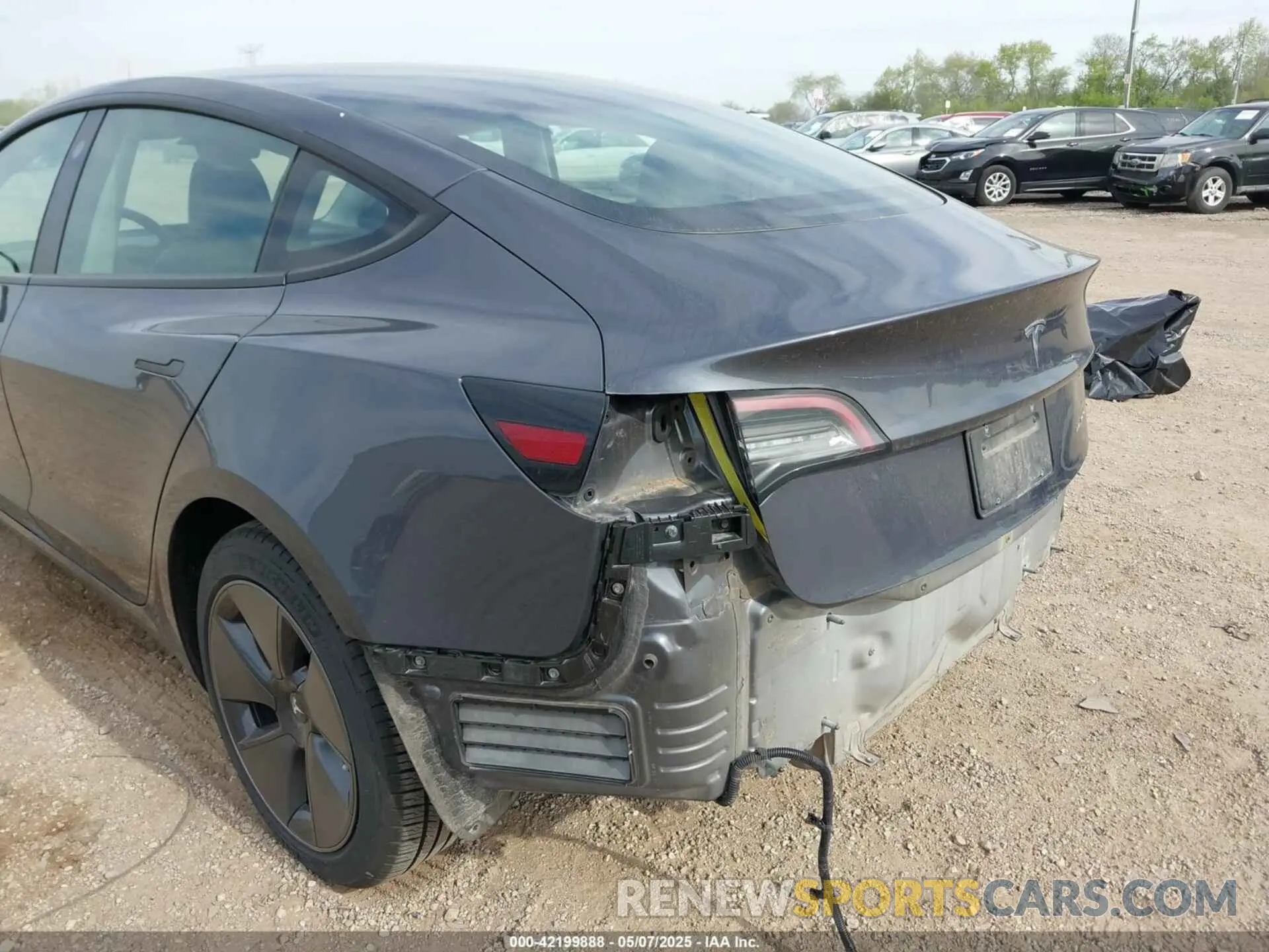 20 Photograph of a damaged car 5YJ3E1EB8MF979224 TESLA MODEL 3 2021