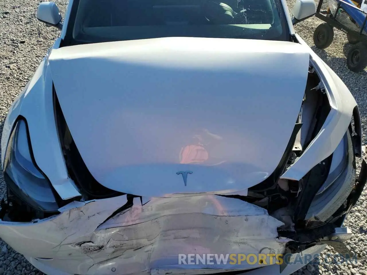 13 Photograph of a damaged car 5YJ3E1EB8MF979997 TESLA MODEL 3 2021