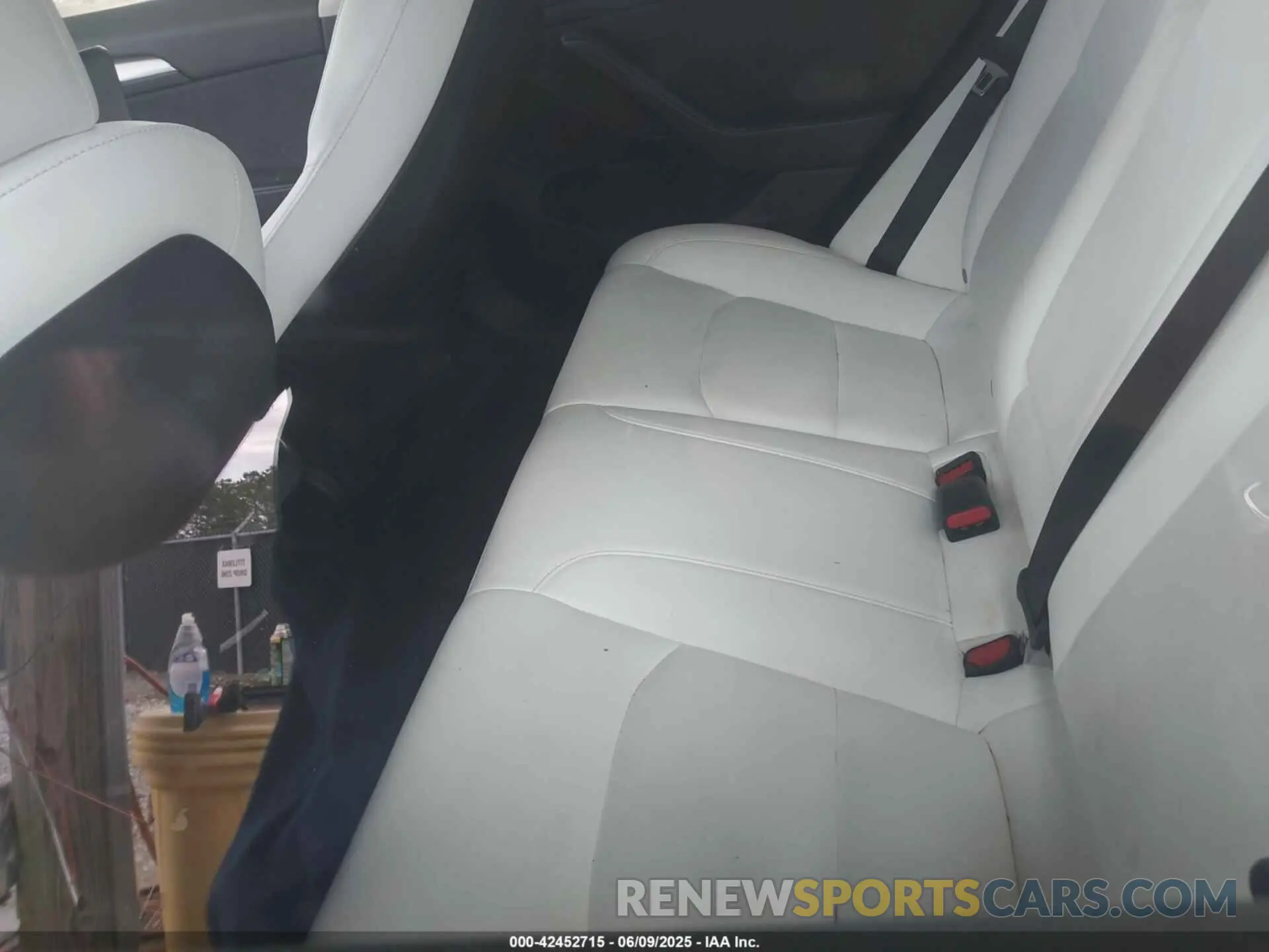 8 Photograph of a damaged car 5YJ3E1EB8MF980681 TESLA MODEL 3 2021