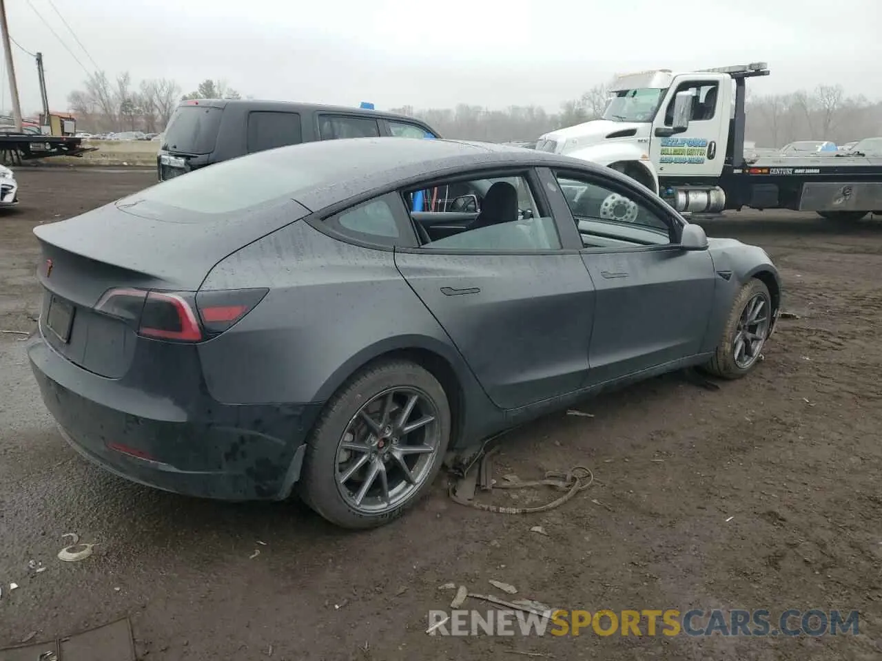 3 Photograph of a damaged car 5YJ3E1EB8MF983905 TESLA MODEL 3 2021