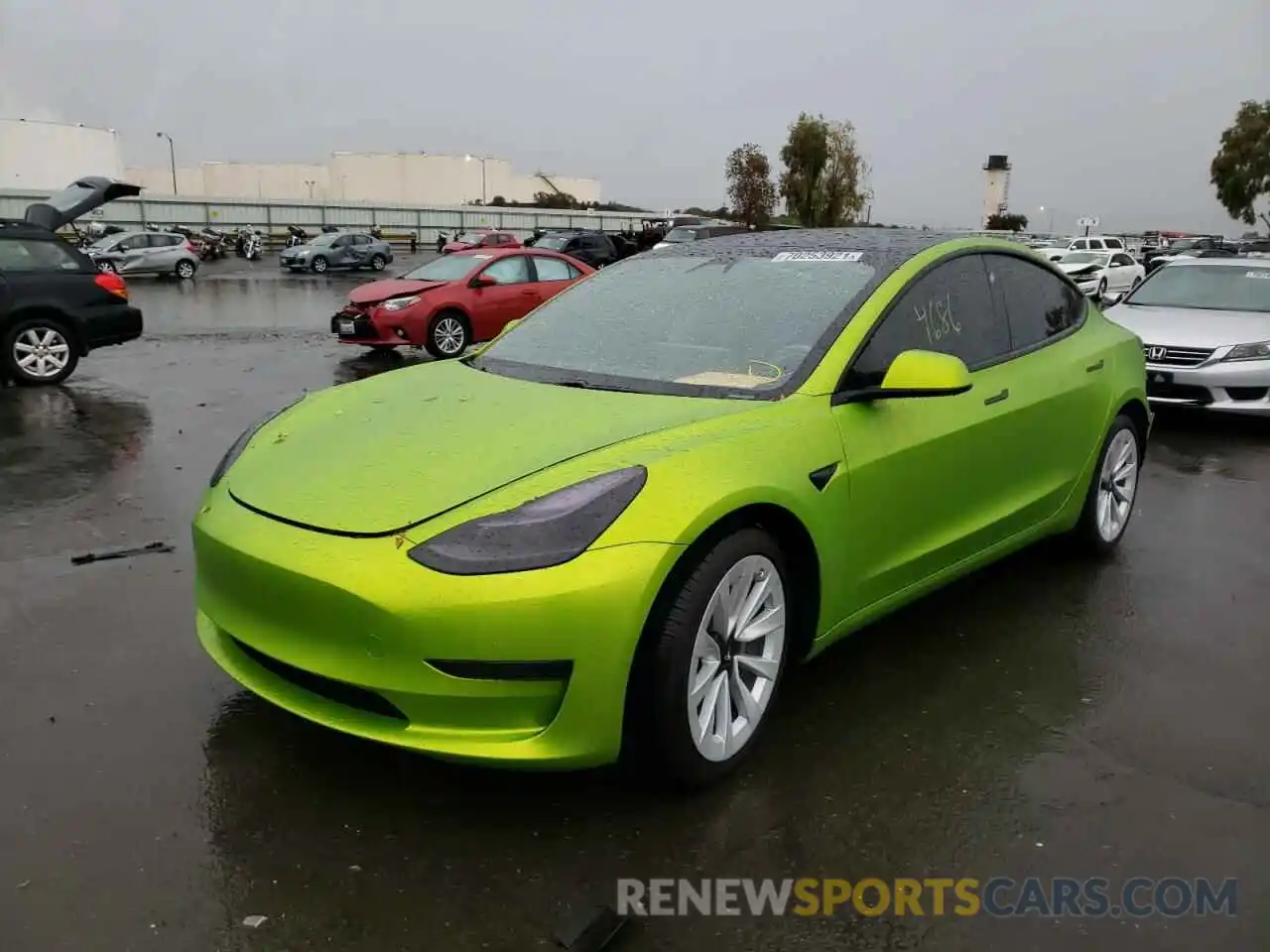 2 Photograph of a damaged car 5YJ3E1EB9MF013108 TESLA MODEL 3 2021