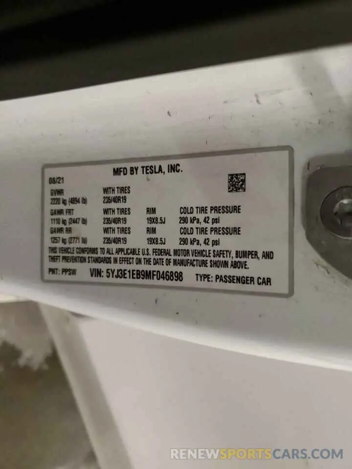12 Photograph of a damaged car 5YJ3E1EB9MF046898 TESLA MODEL 3 2021