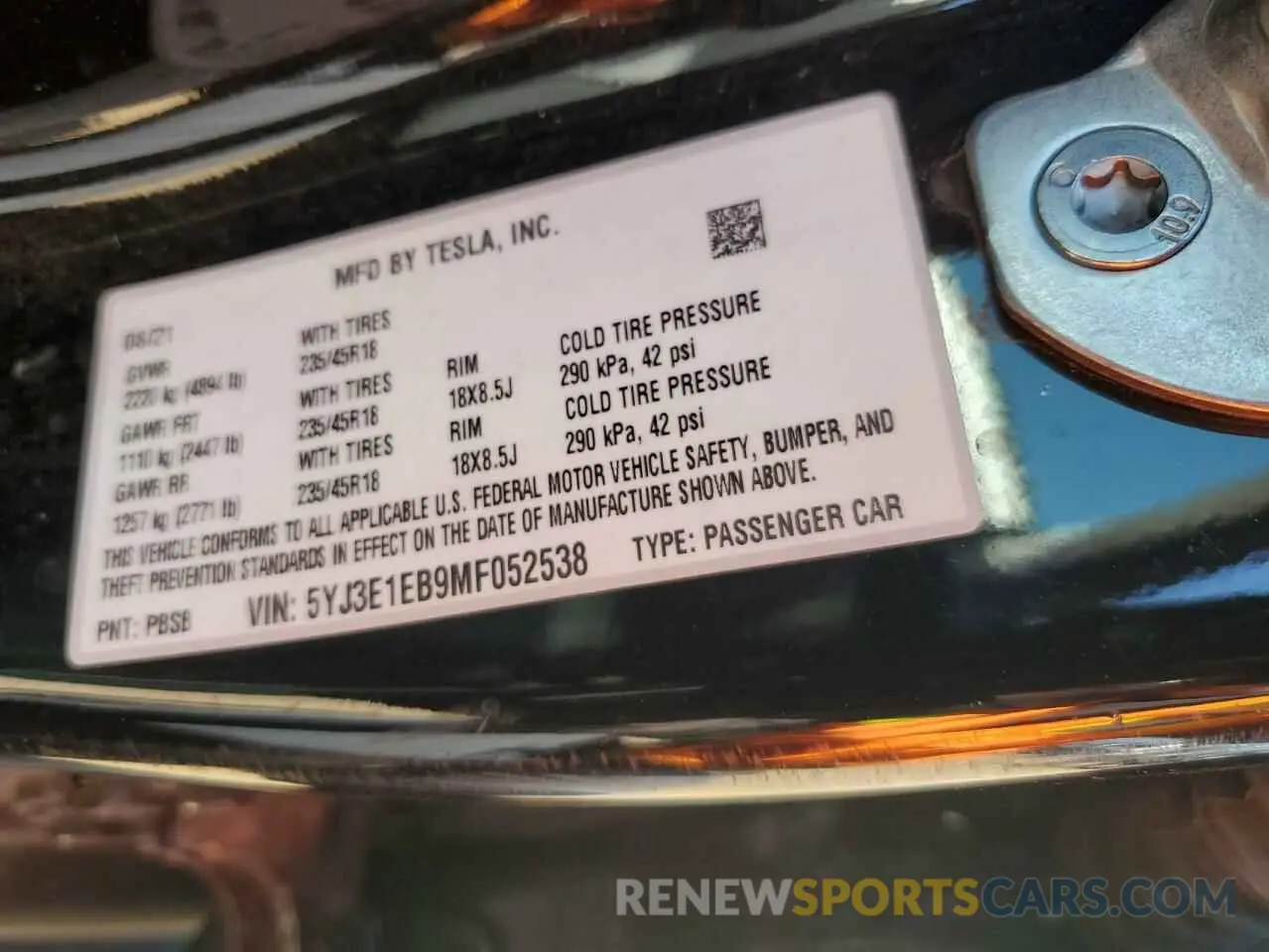 12 Photograph of a damaged car 5YJ3E1EB9MF052538 TESLA MODEL 3 2021